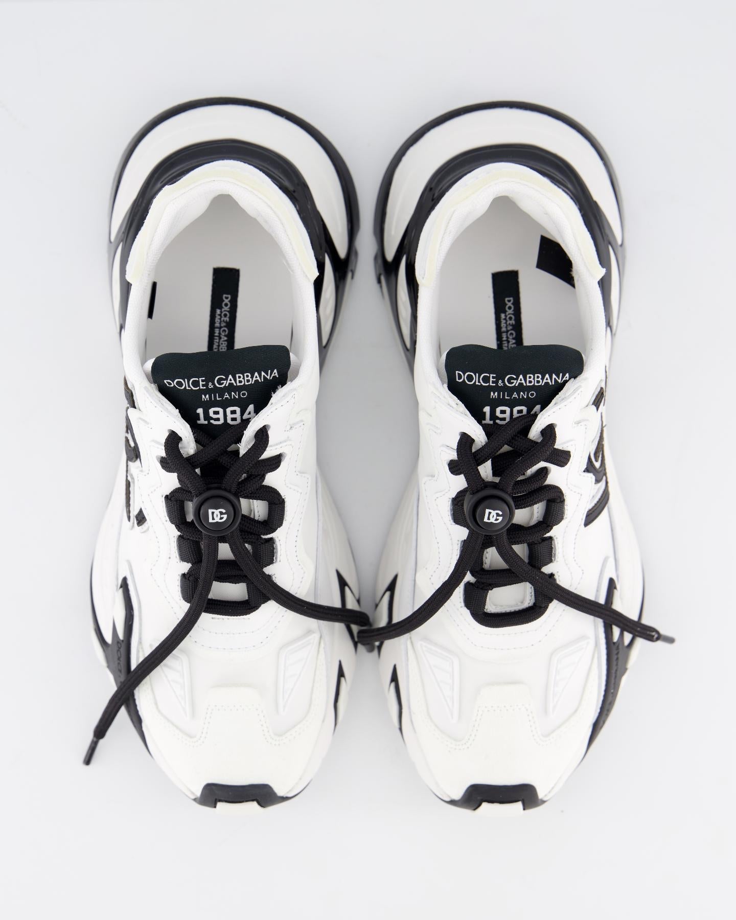 Дамски маратонки Women’s sneakers Dolce & Gabbana Day Faster CK2355 AL808 8B930 White & Black top view