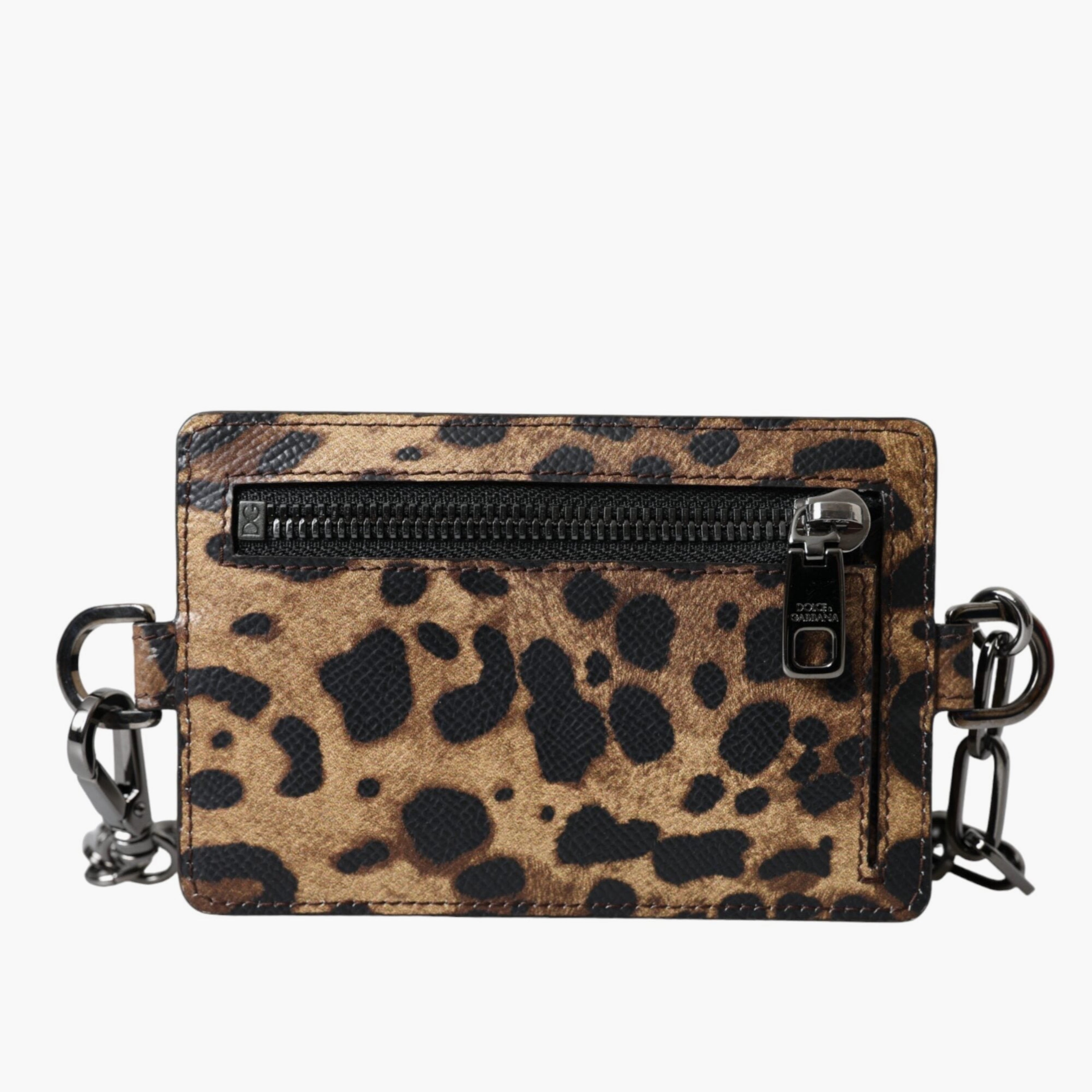 Дамски луксозен леопардов кардхолдър от естествена кожа Dolce & Gabbana Women’s Leather Leopard Print Logo Plaque Cardholder