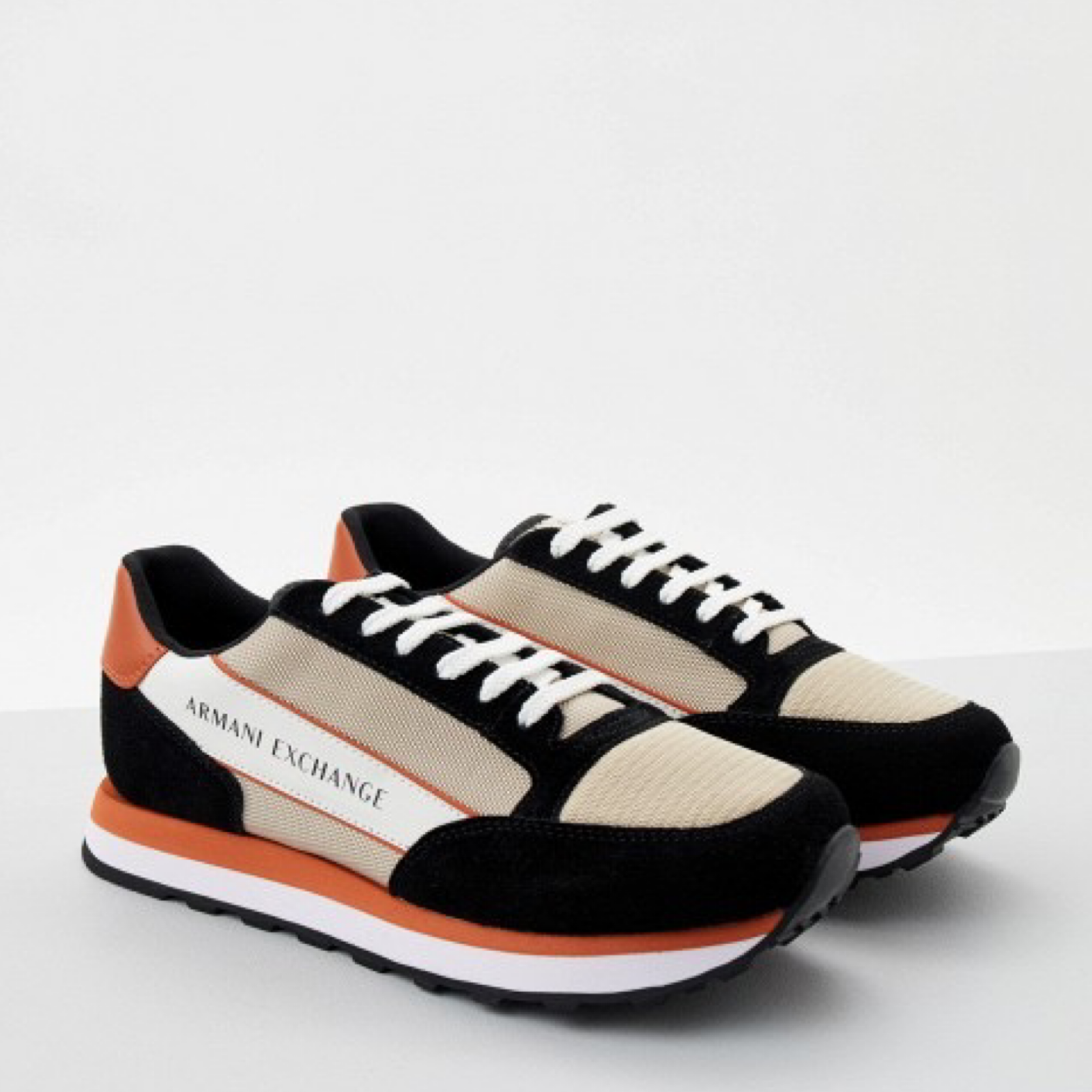 Мъжки маратонки Armani Exchange Men Sneakers XUX083 XV263 Lateral View
