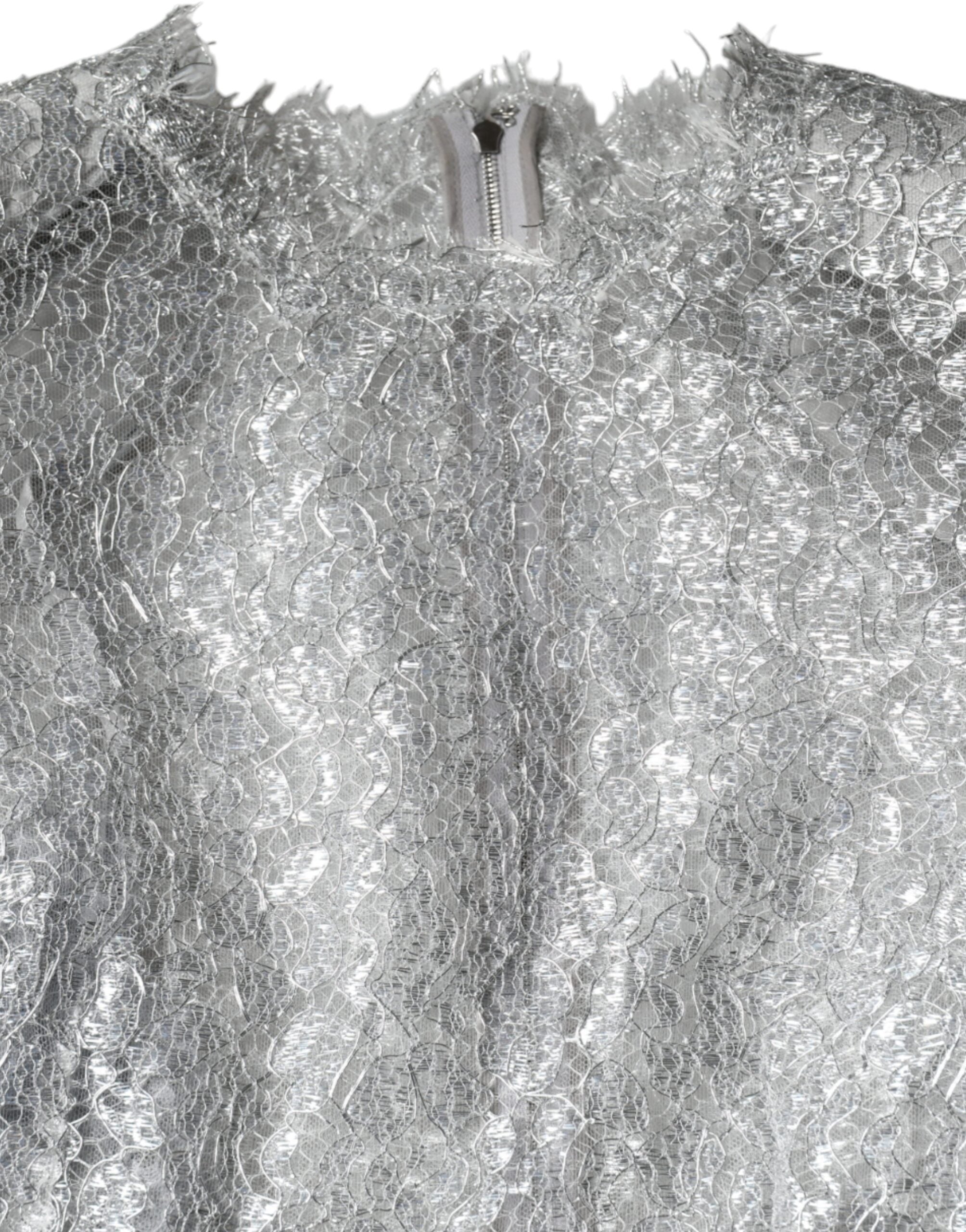 Dolce &amp; Gabbana Сребърна флорална дантелена рокля с калъф и обвивка