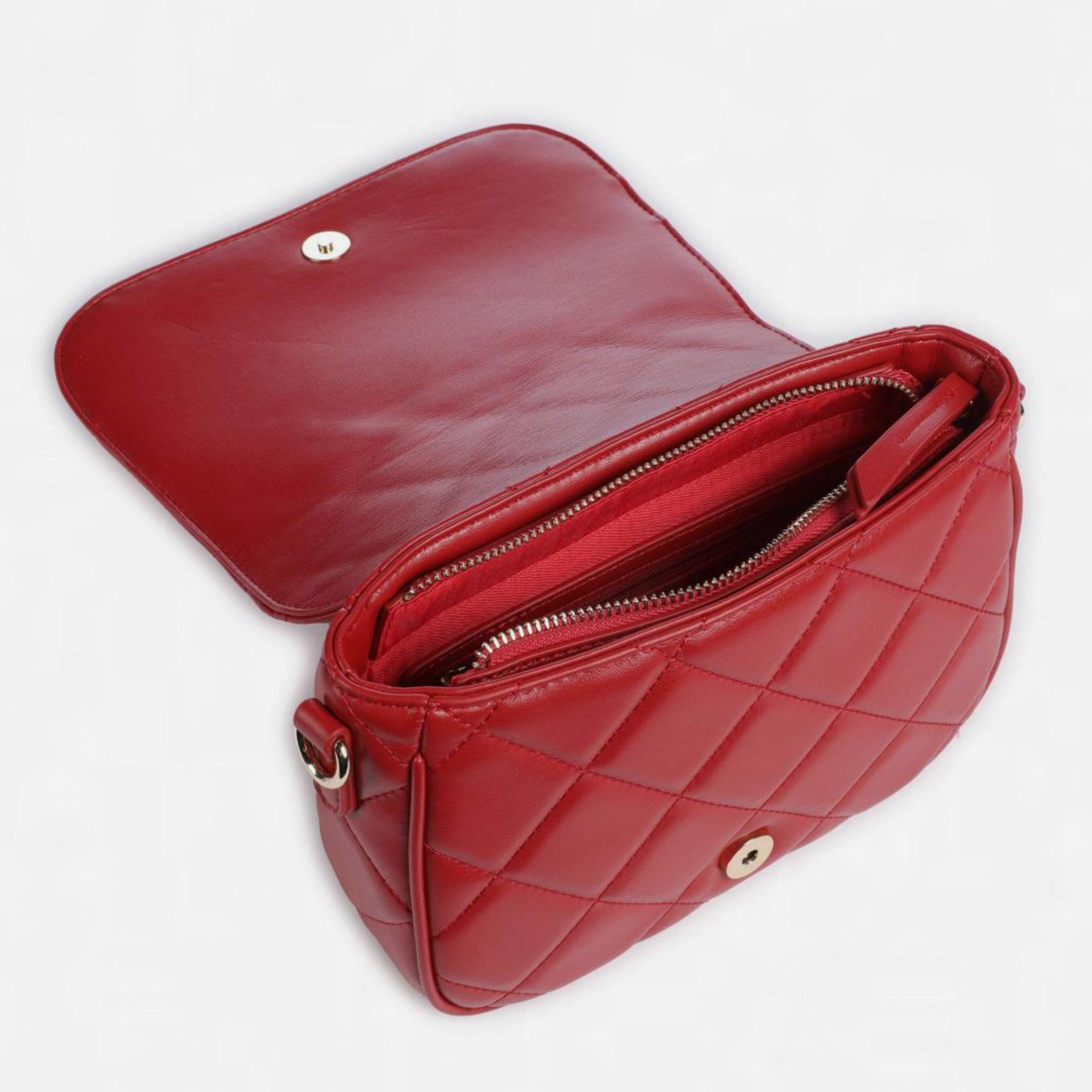 Дамска чанта за рамо в червено Women’s shoulder bag Valentino Ada
VBS51O09 Red