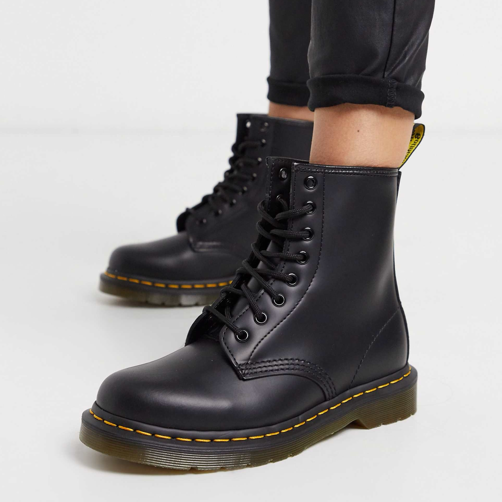 Дамски боти Dr. Martens Women Boots 
11822207 Model View