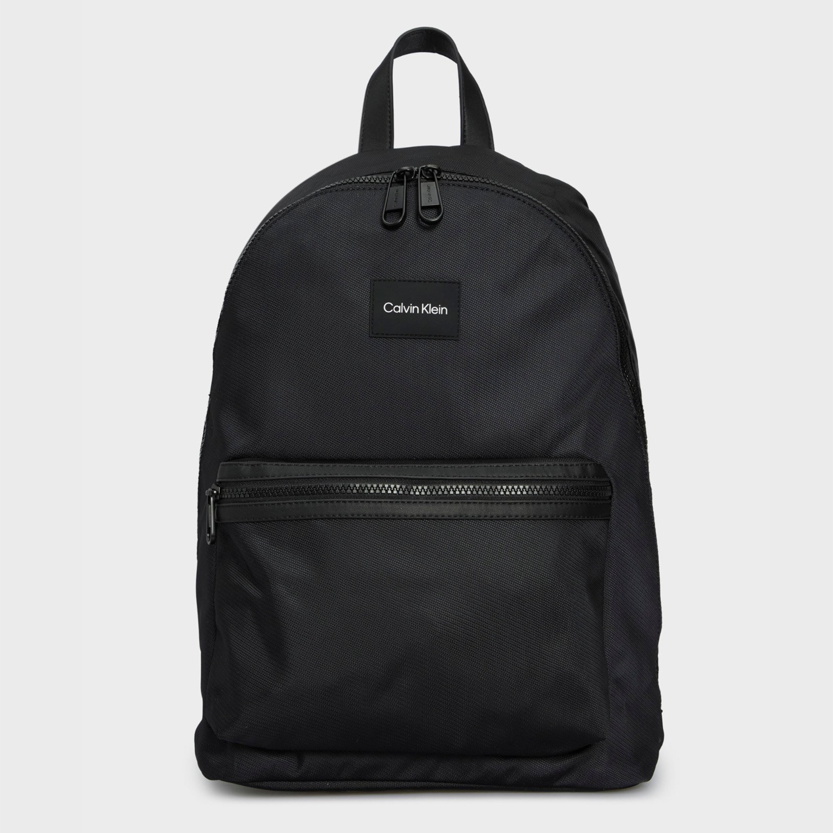 Мъжка раница Men’s rucksack Calvin Klein
K50K511209 Black front view
