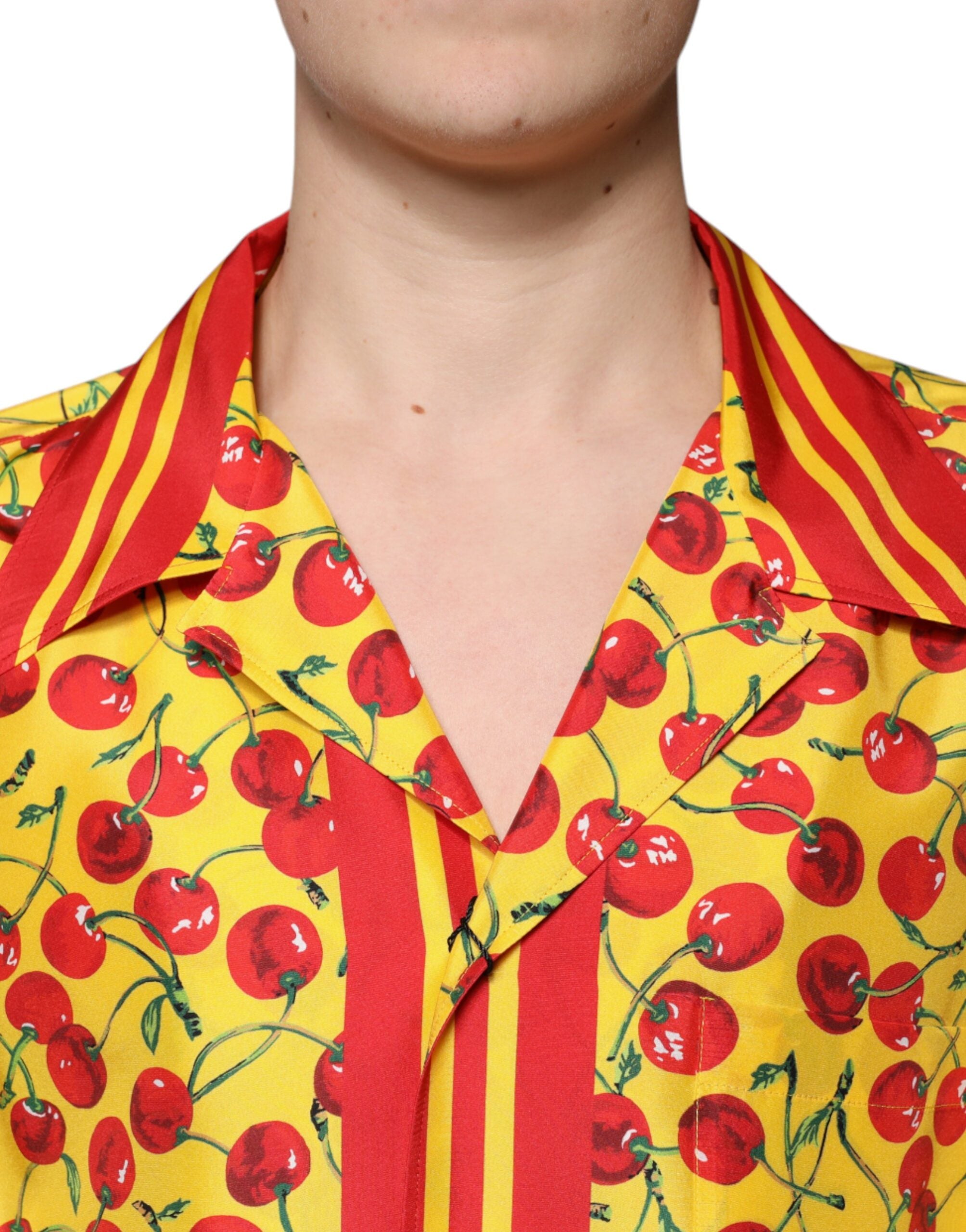 Dolce &amp; Gabbana Ежедневна копринена риза с жълто черешово копче