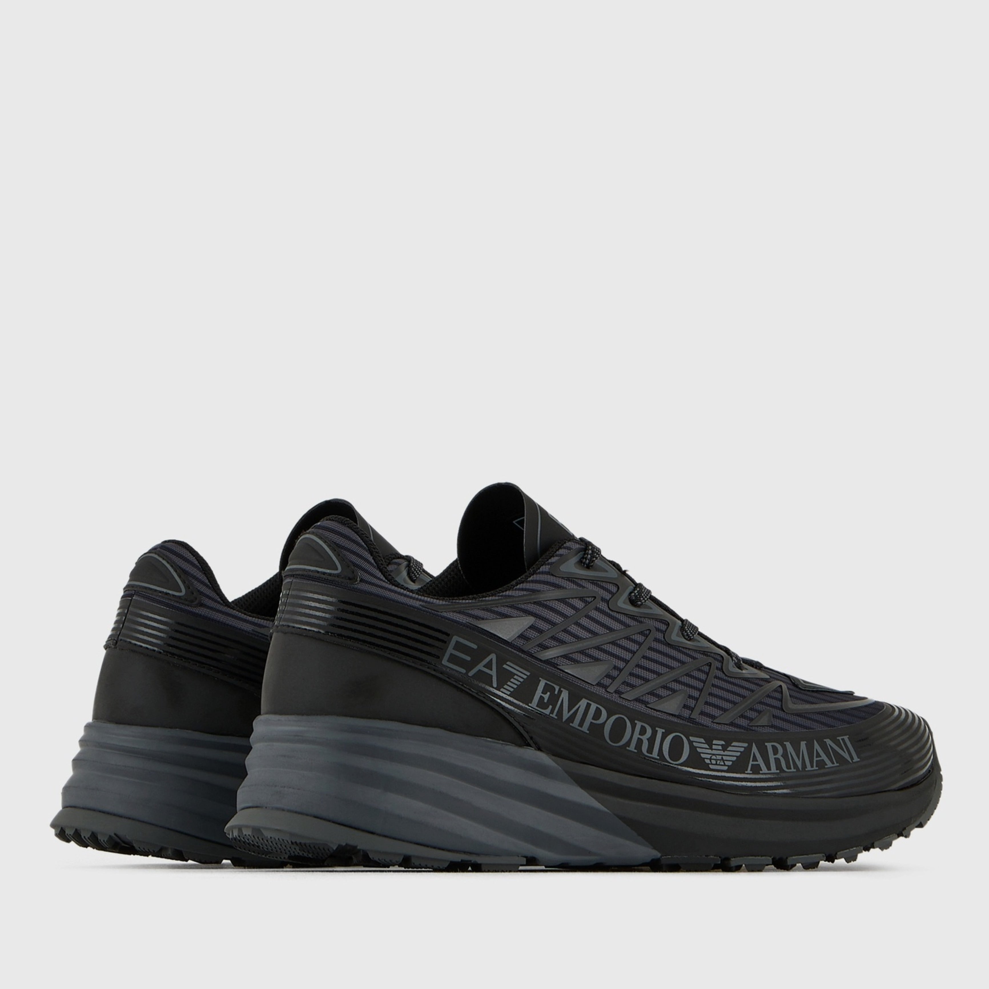 Мъжки маратонки в черно Men’s EA7 Emporio Armani Crusher Distance Trail Sneakers X8X129 XK307 S336 Triple Black