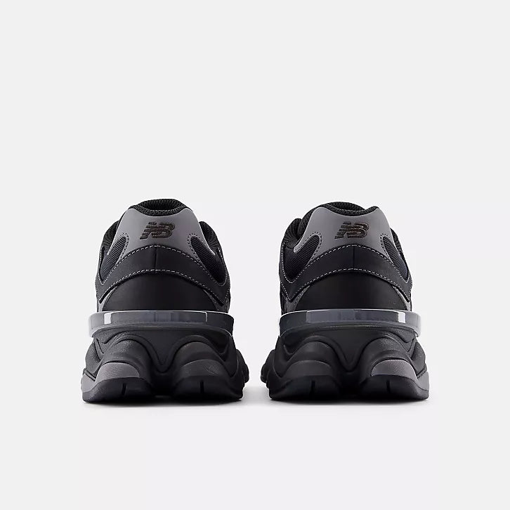 Мъжки маратонки New Balance U906079E Men Sneakers Heel View