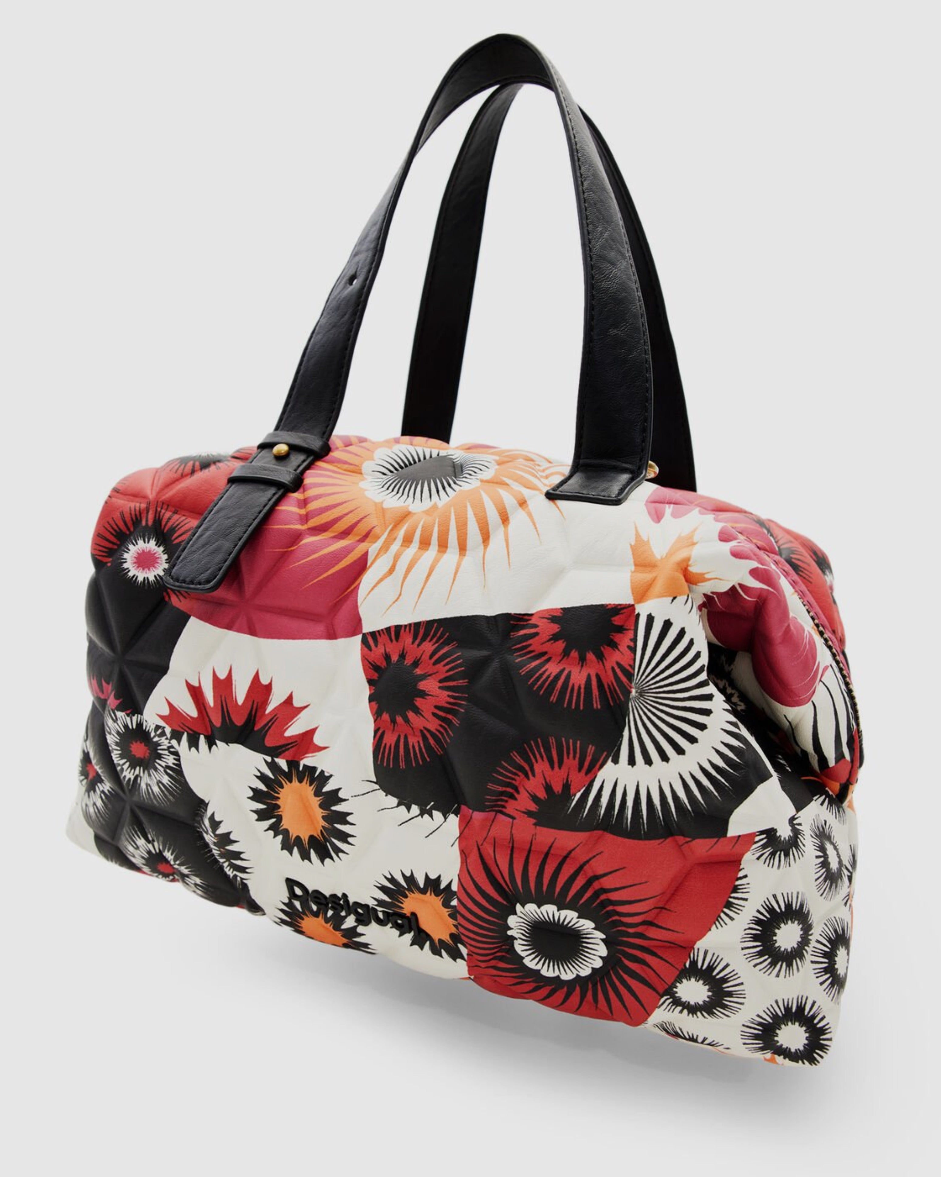 Дамска пачуърк чанта Women’s geometric patchwork handbag Desigual 23WAXP35 9019U