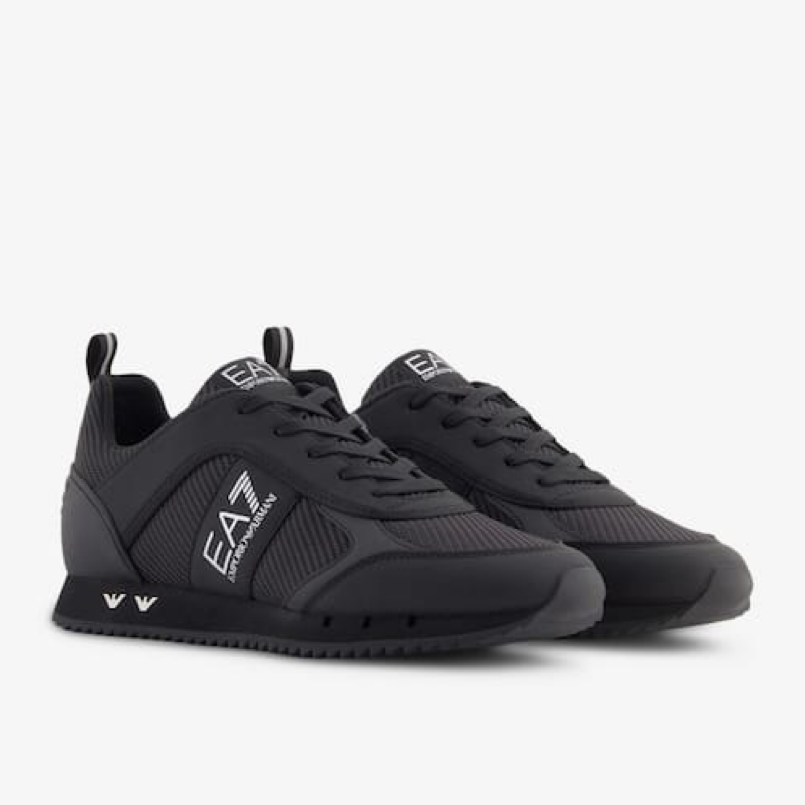 Мъжки черни маратонки EA7 Emporio Armani Men Sneakers 7X000337 AF18613 Medial View