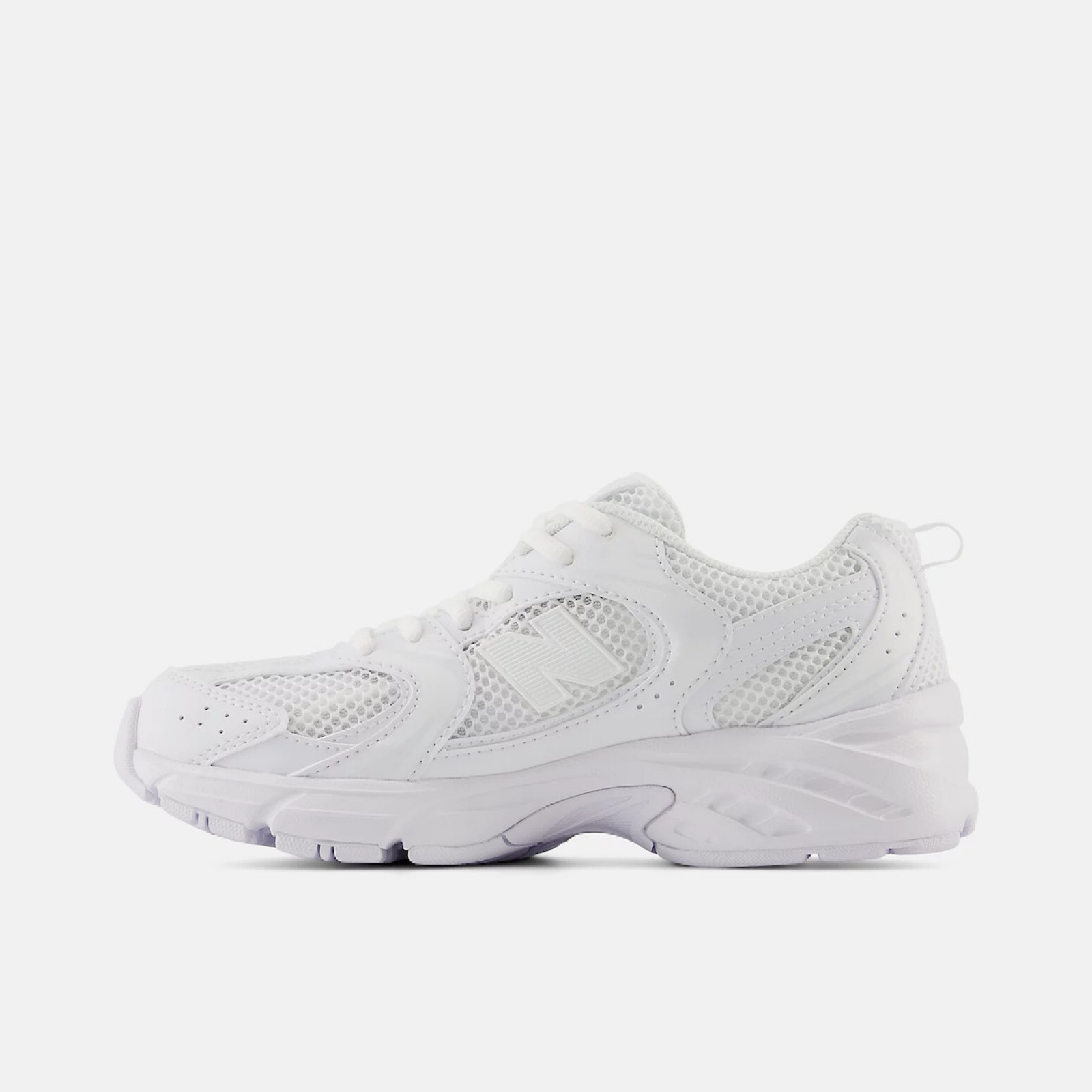 Дамски бели маратонки New Balance 530 Women Sneakers GR530PA Medial View