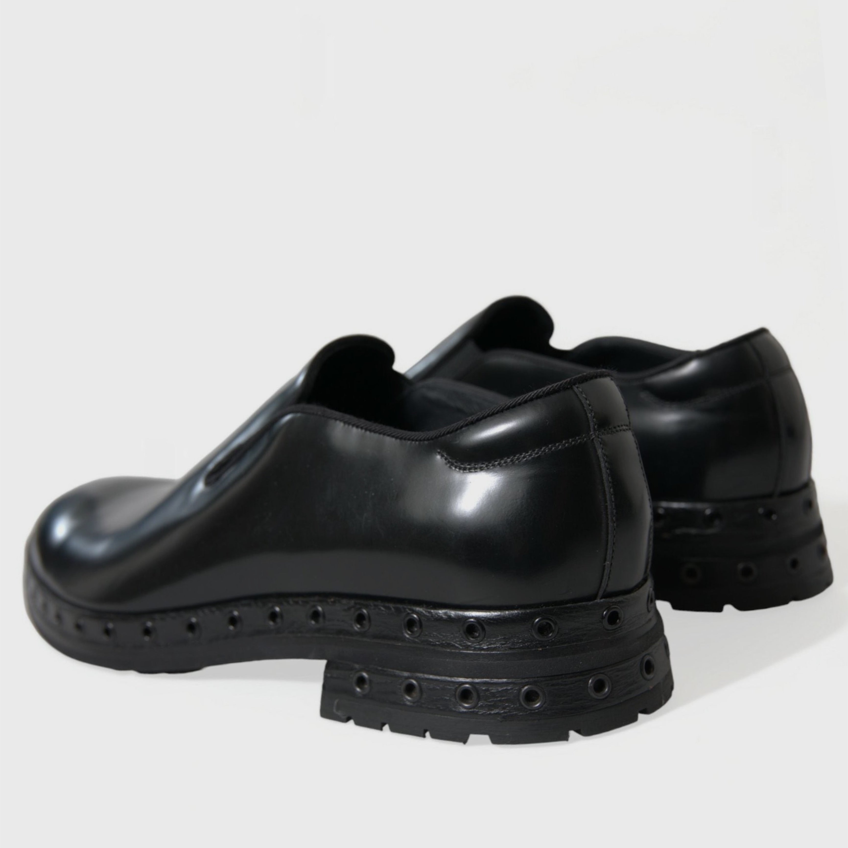 Мъжки луксозни мокасини лоуфъри в черно DOLCE & GABBANA Men’s Luxury Black Leather Studded Loafers