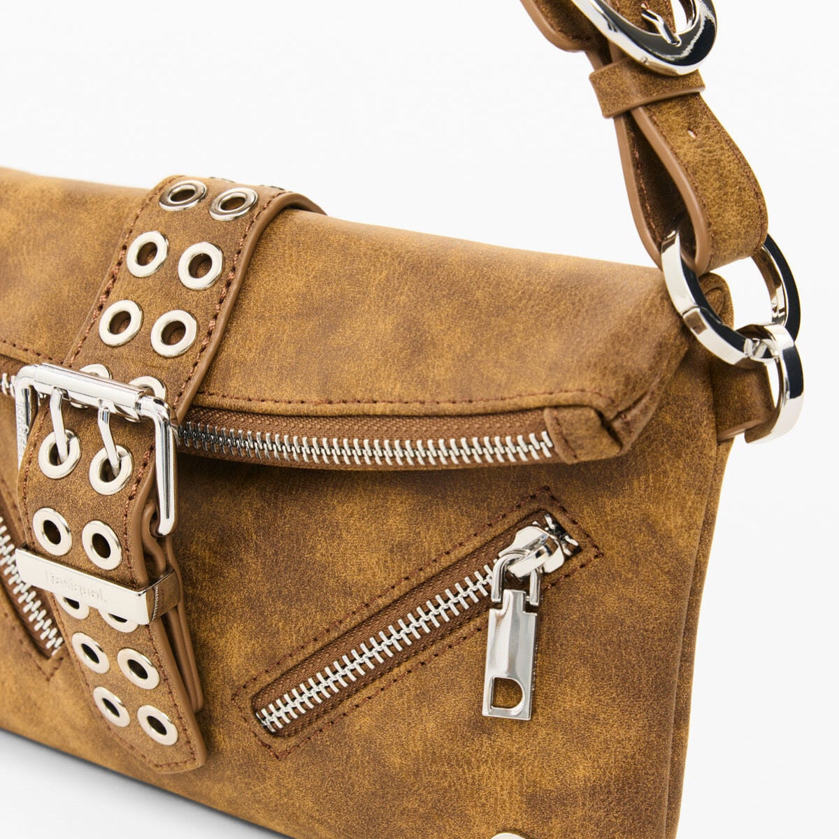 Дамска чанта Desigual women’s crossbody bag 26WAXP69 6011 Close-up 