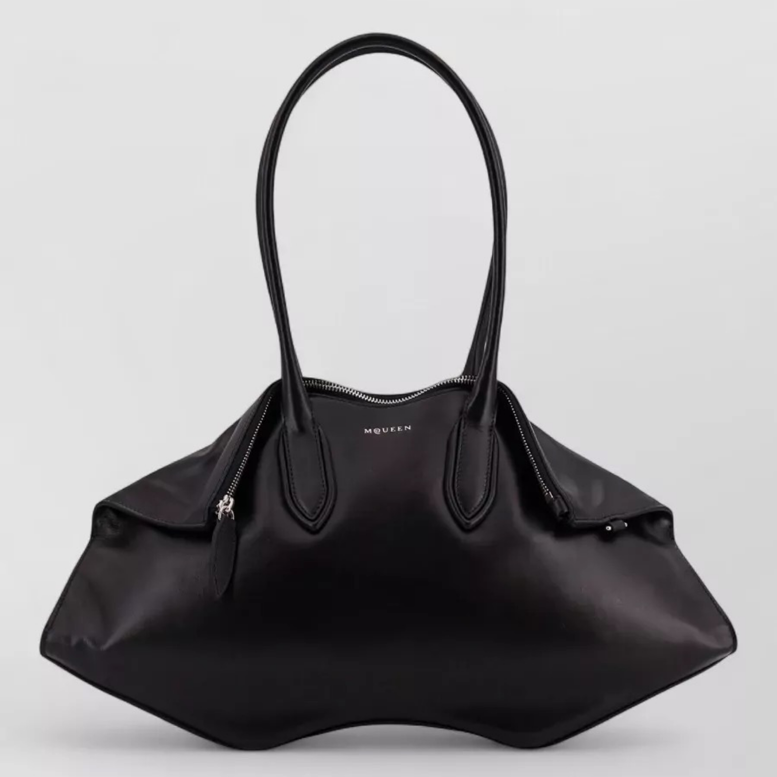 Alexander McQueen Manta Leather Shoulder Bag 8559971VDXA1000 Front View