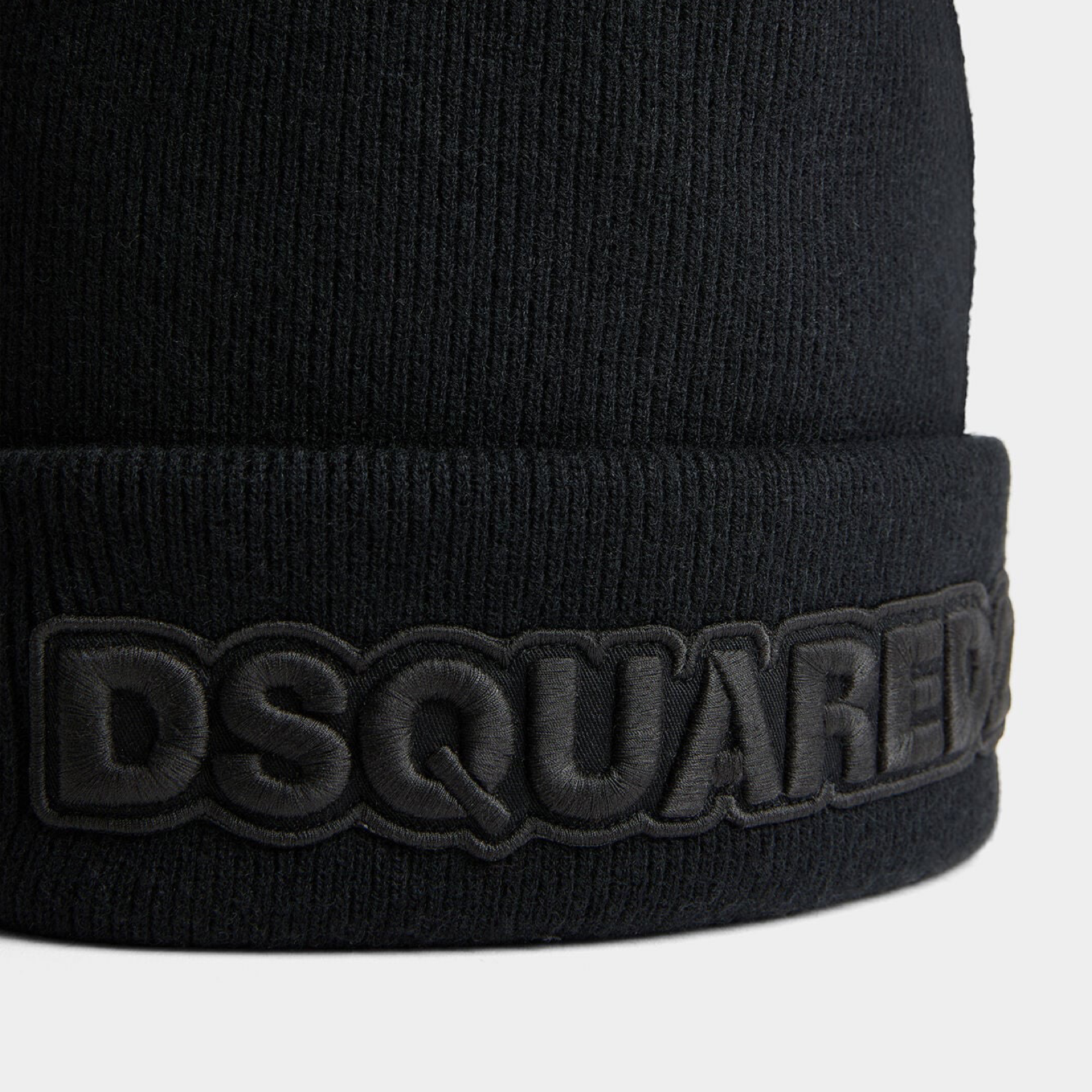 Мъжка зимна шапка Dsquared2 Men Hat KNM000115040001M084 Close-Up