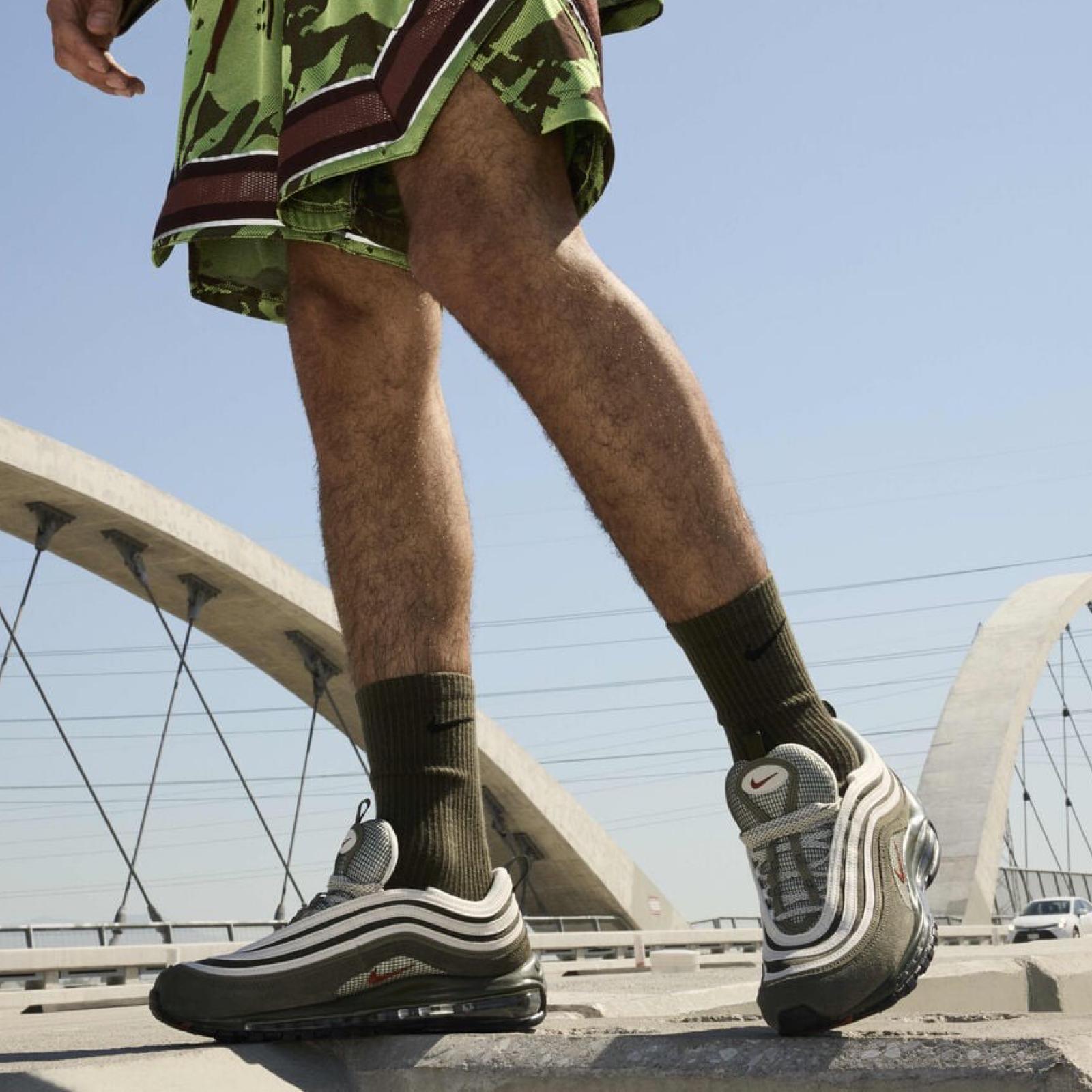 Мъжки маратонки Nike Air Max 97 SE FB9619-001 Men Sneakers Model View