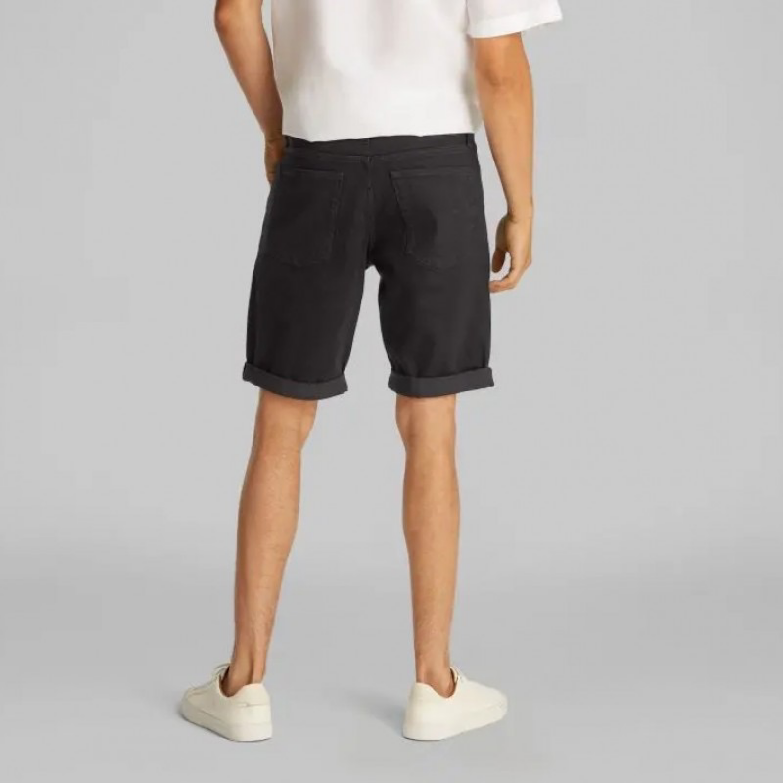 Мъжки дънкови къси панталони Calvin Klein Jeans Men Shorts J30J327514 1BY Back View