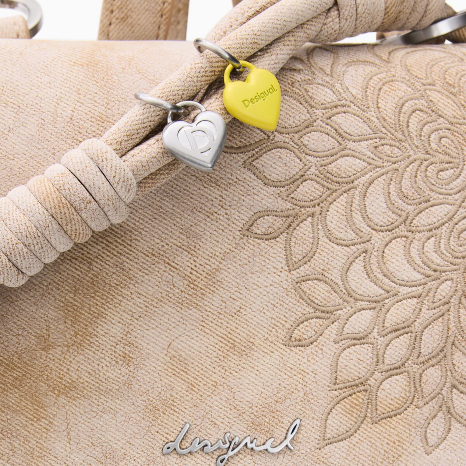 Дамска бежова раница Desigual Women Rucksack 26SAKP40 1018 Close-Up