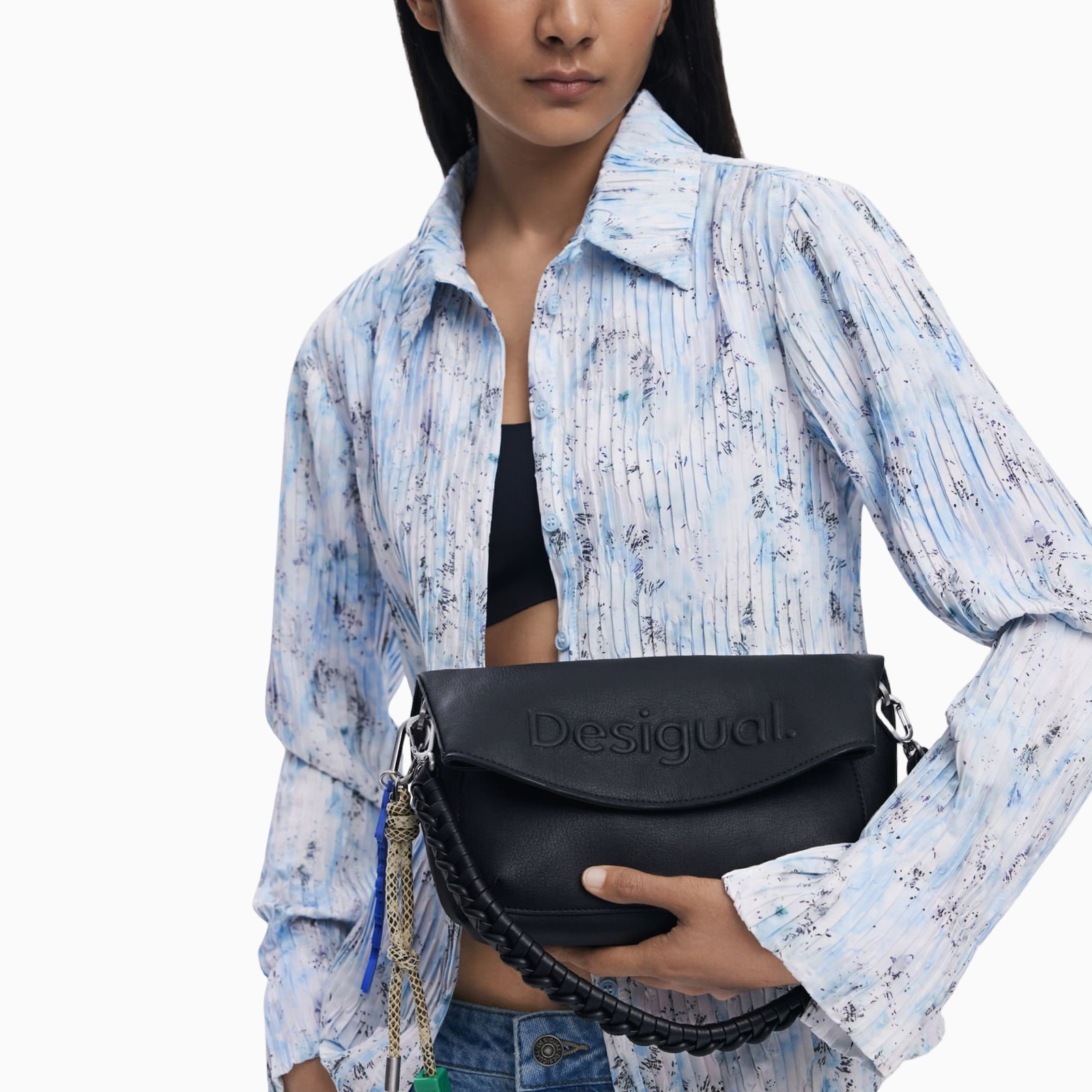 Дамска чанта Women’s handbag with shoulder strap Desigual 25WAXPAL 2000 Black lifestyle view