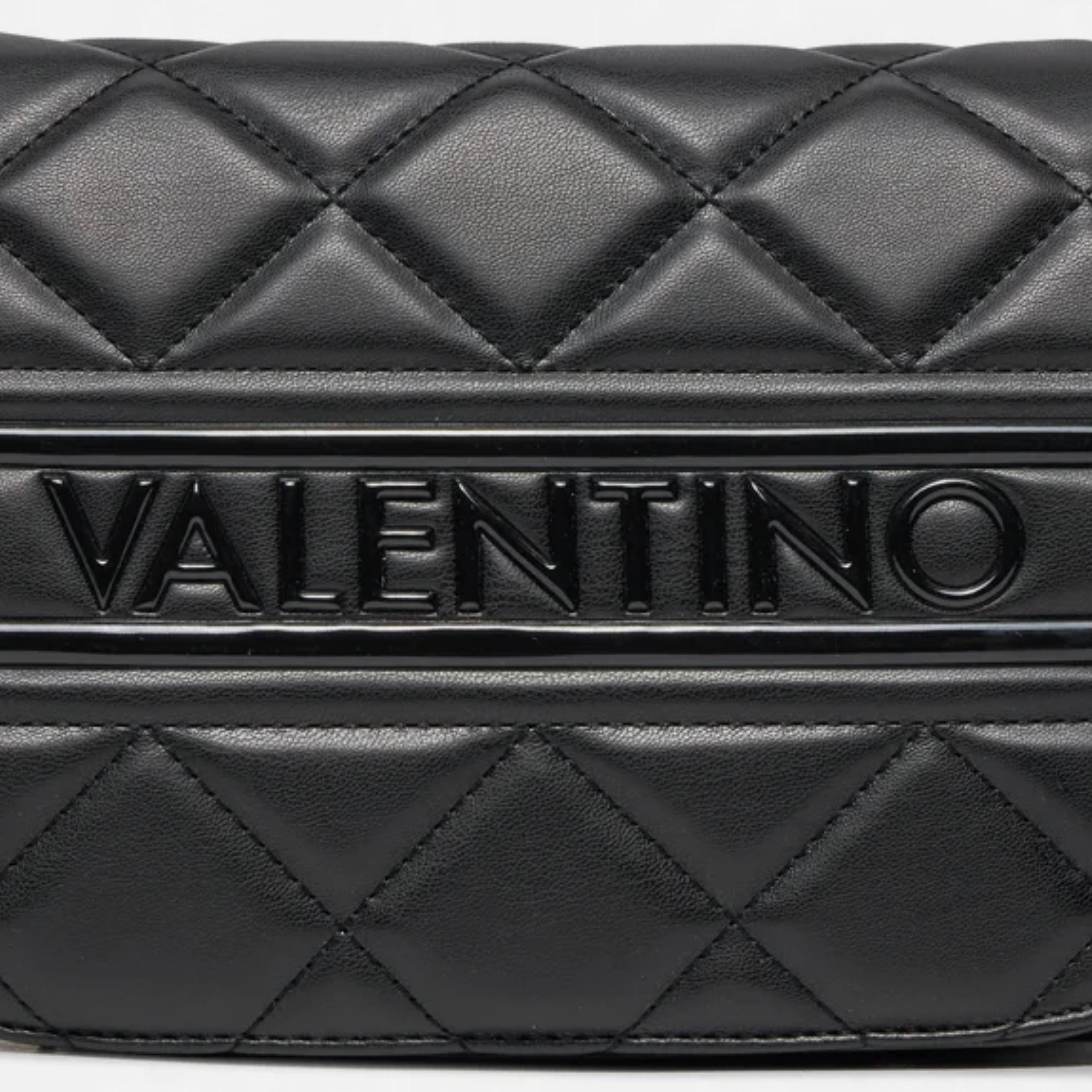 Дамска чанта в черно Women’s shoulder bag Valentino Ada VBS51O09 Black