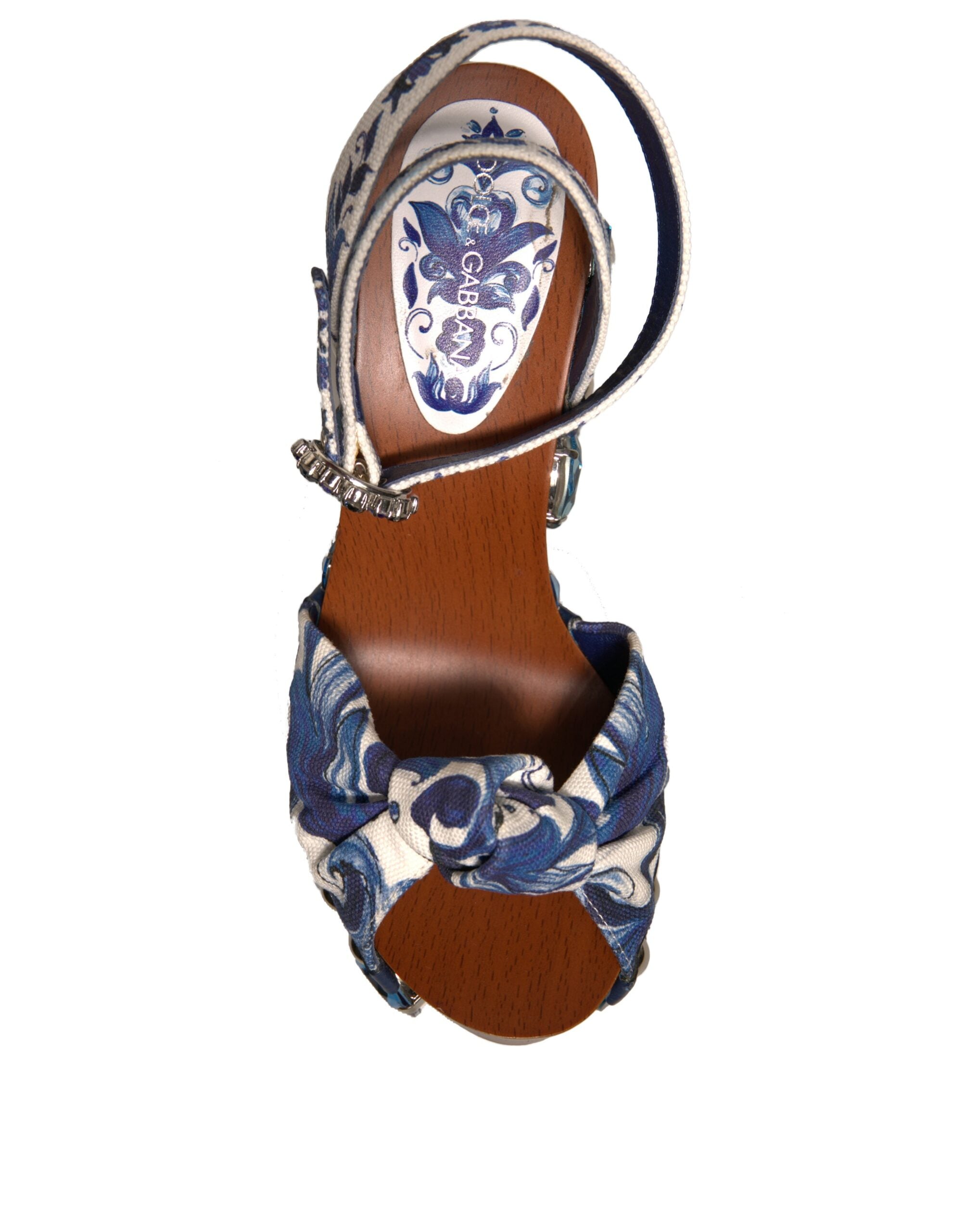 Dolce &amp; Gabbana Многоцветни сандали с украса от майолика на танкетка