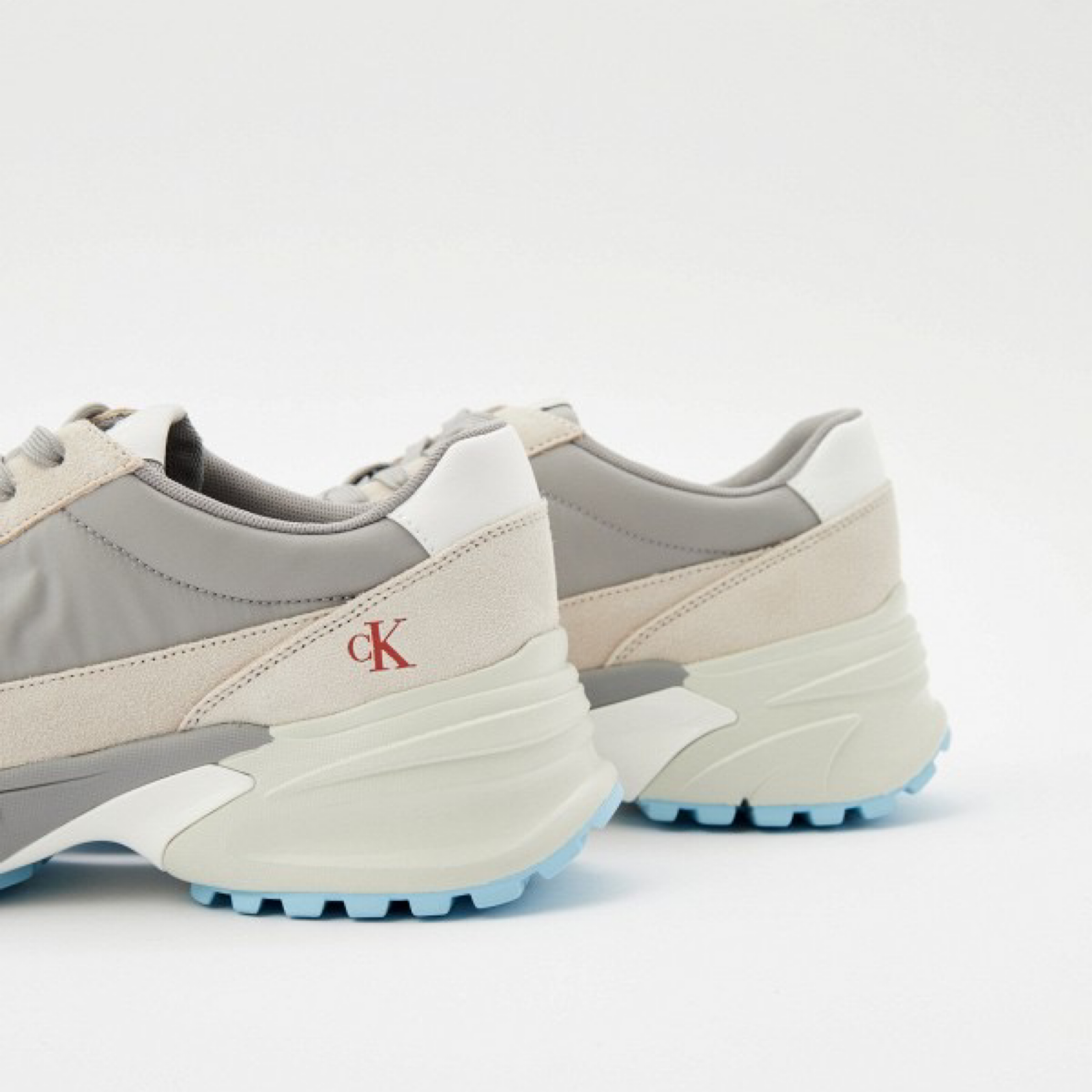 Дамски маратонки Calvin Klein Jeans Women Sneakers YW0YW01852 0IP Heel View