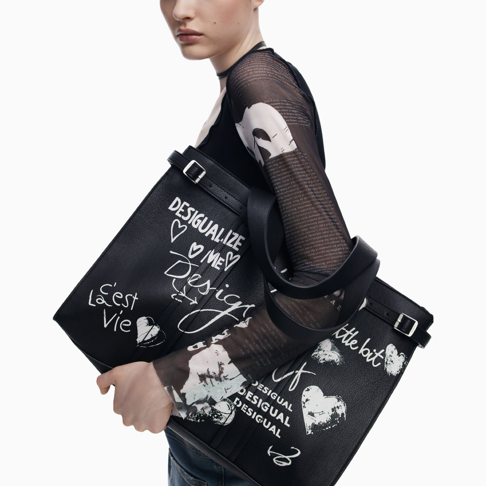 Дамска чанта Desigual Bag 25WAXPA5 Model View