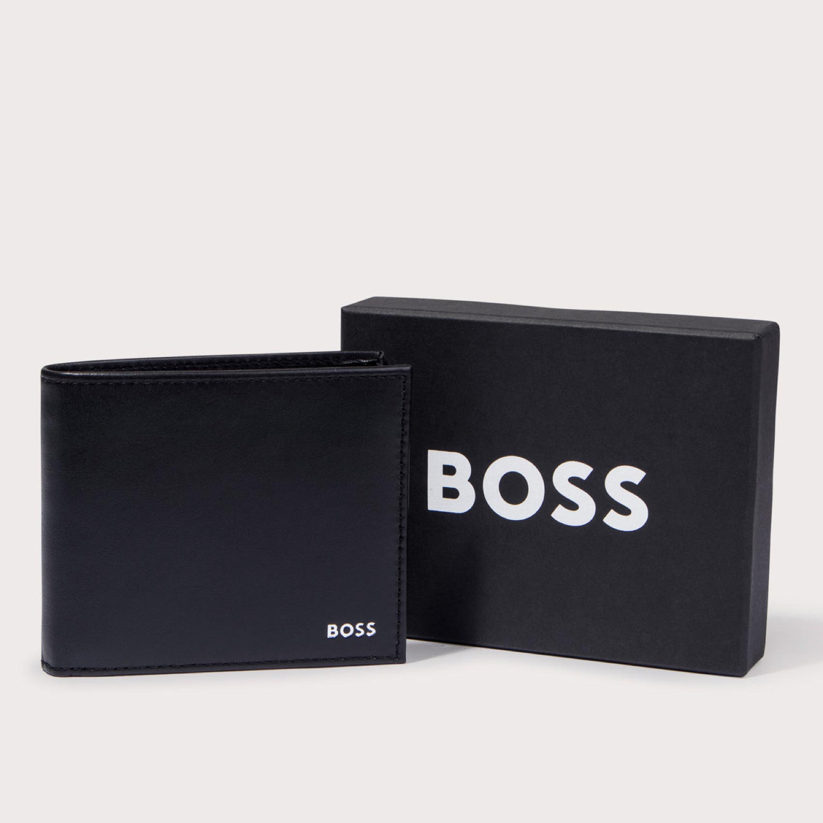 Мъжки портфейл Boss Wallet 50546152 Front View