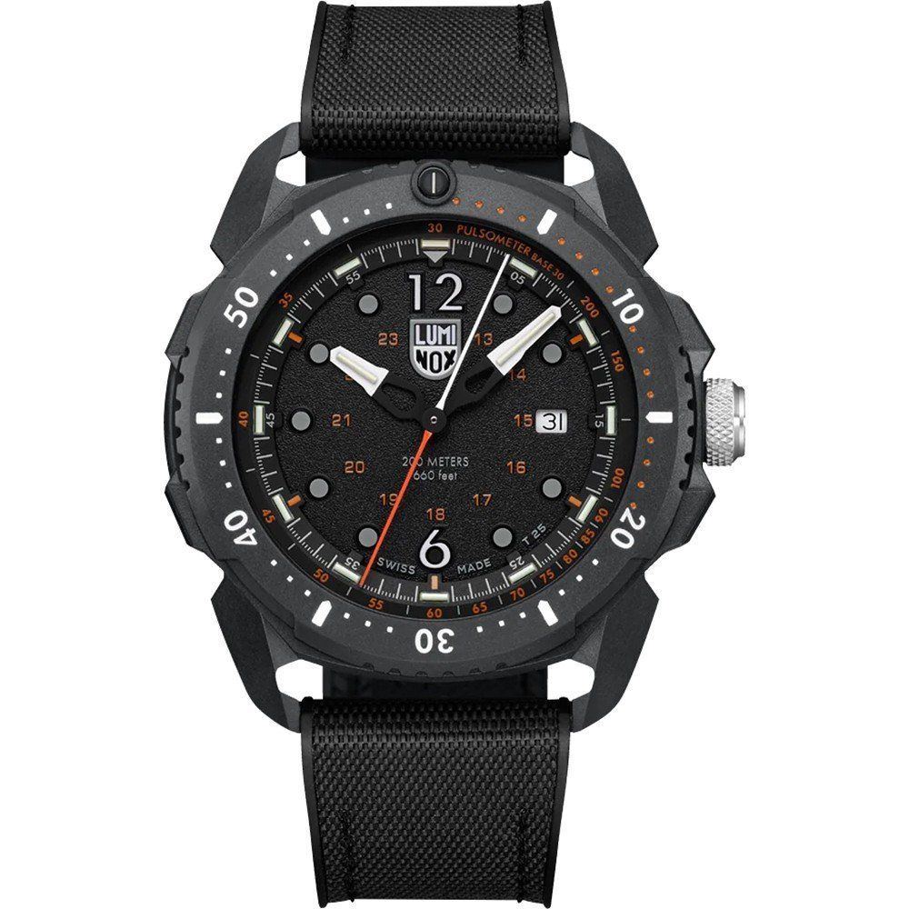 Черен гумен часовник Luminox