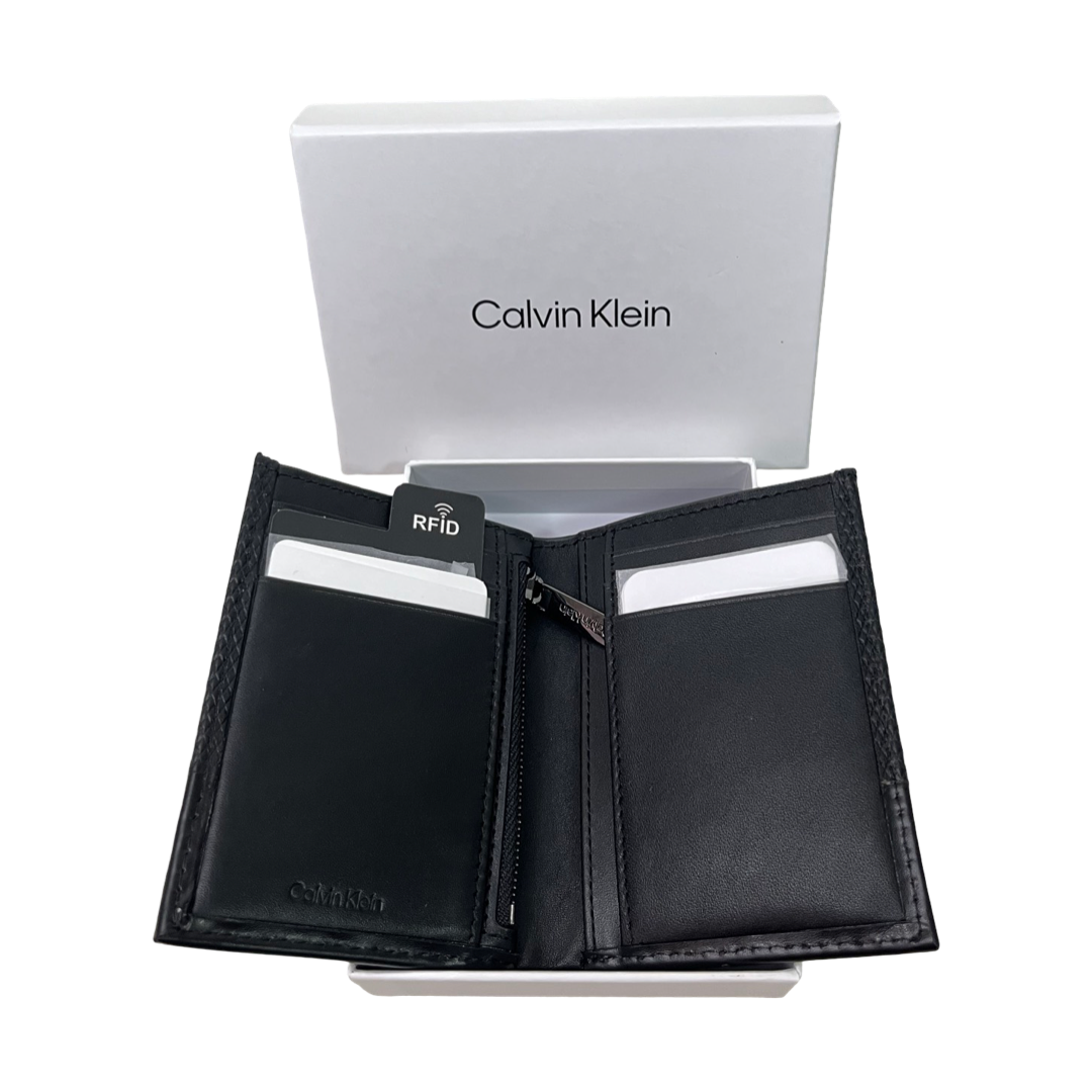 Мъжки вертикален портфейл Calvin Klein K50K512422 в черно