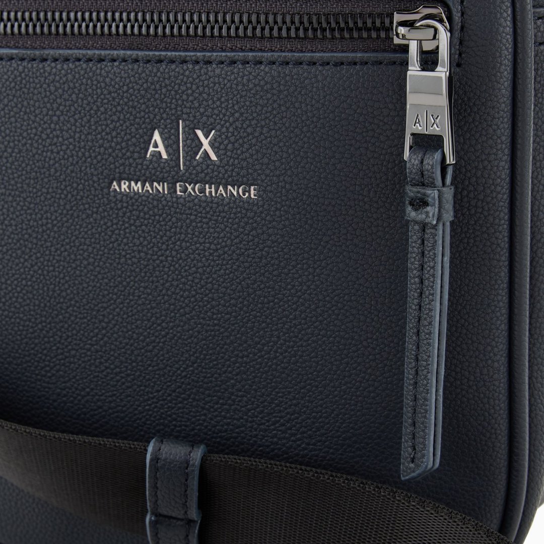 Мъжка синя чанта Armani Exchange 952388 CC830