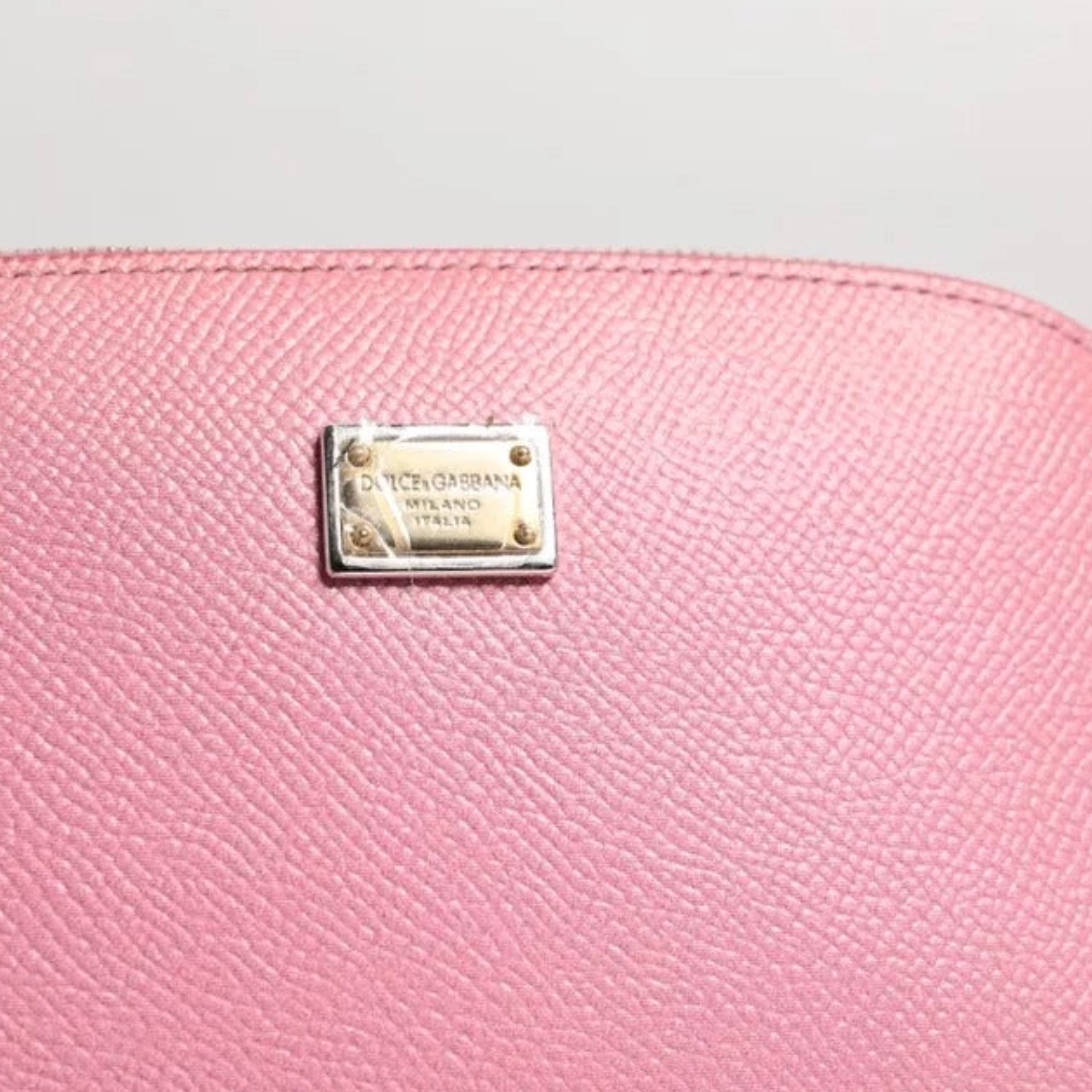 Дамска луксозна козметична чанта несесер в розово DOLCE & GABBANA Women’s Luxury Pink Leather Cosmetic Bag