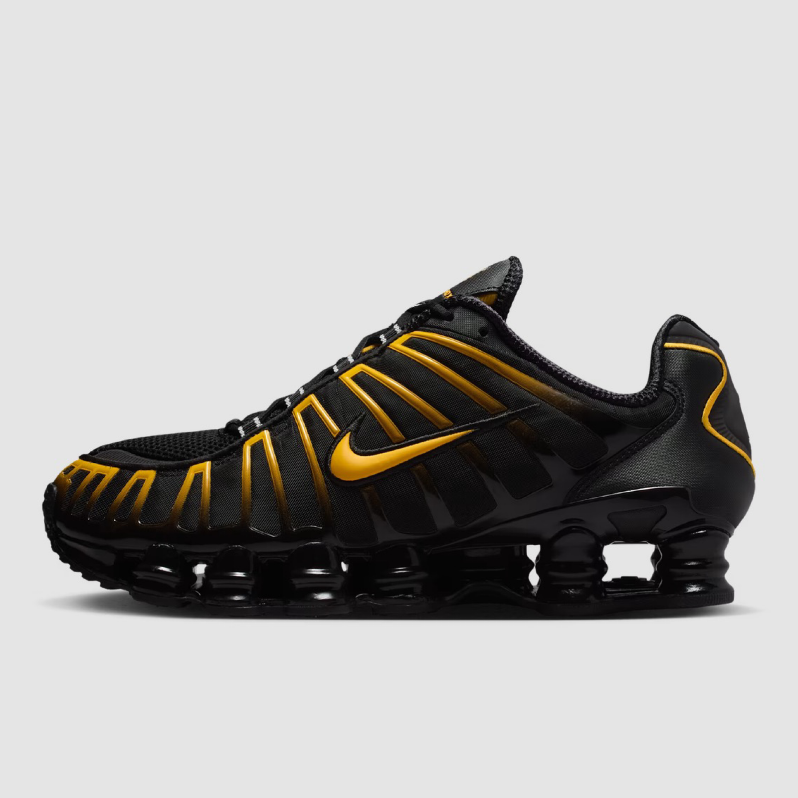 Мъжки маратонки Nike Shox TL Black/University Gold AV3595-013 Lateral View