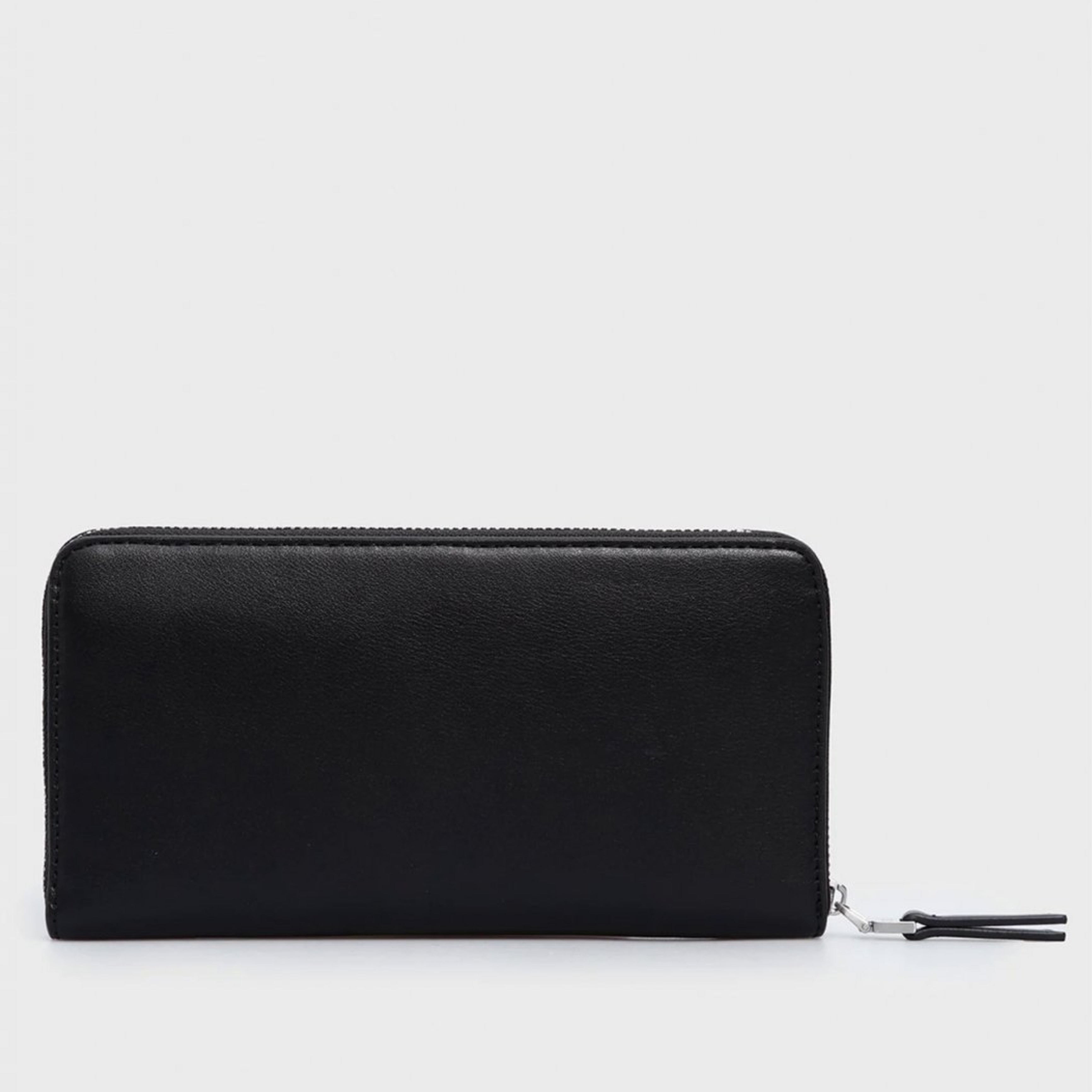 Дамско клъч портмоне в черно Women's clutch wallet Calvin Klein K60K611089 Black