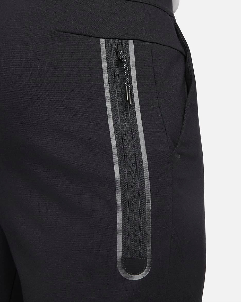 Мъжки спортен екип / мъжки анцунг Nike Tech Fleece CU4495-010 BLACK