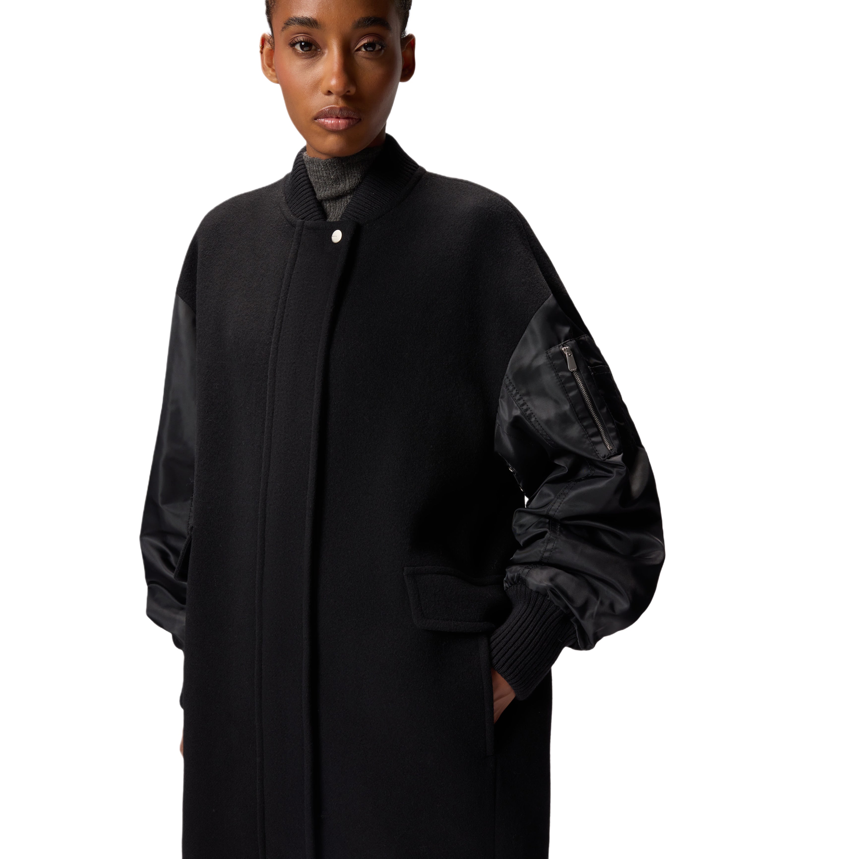 Дамско палто Women’s wool long coat PINKO 105640A2SLZ99 close-up view
