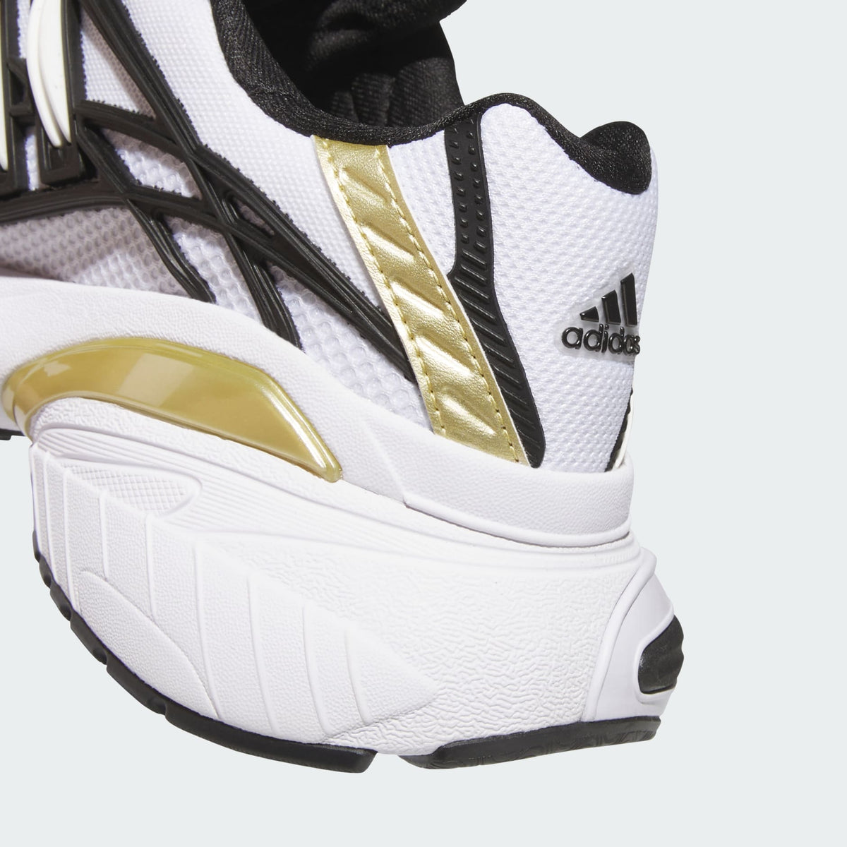 Adidas Adistar Cushion XLG 2.0 Women Sneakers
