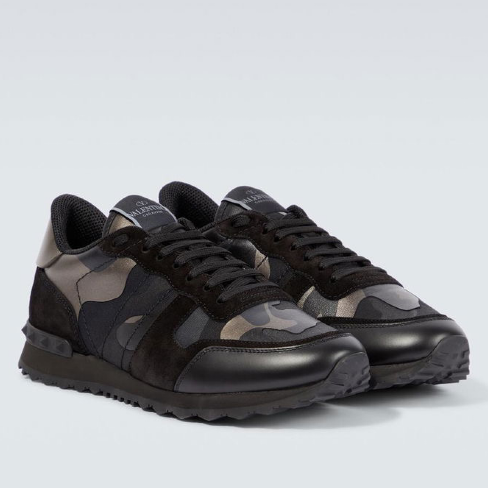 Valentino Garavani Rockrunner Men Sneakers Lateral View