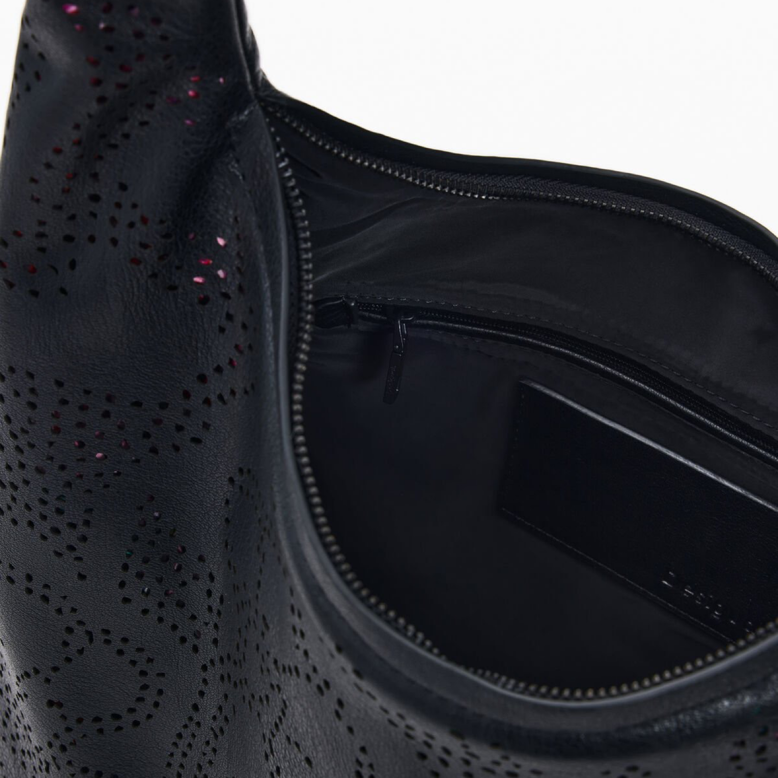 Дамска чанта Desigual Women Shoulder Bag 26SAXP60 2000U Inside View