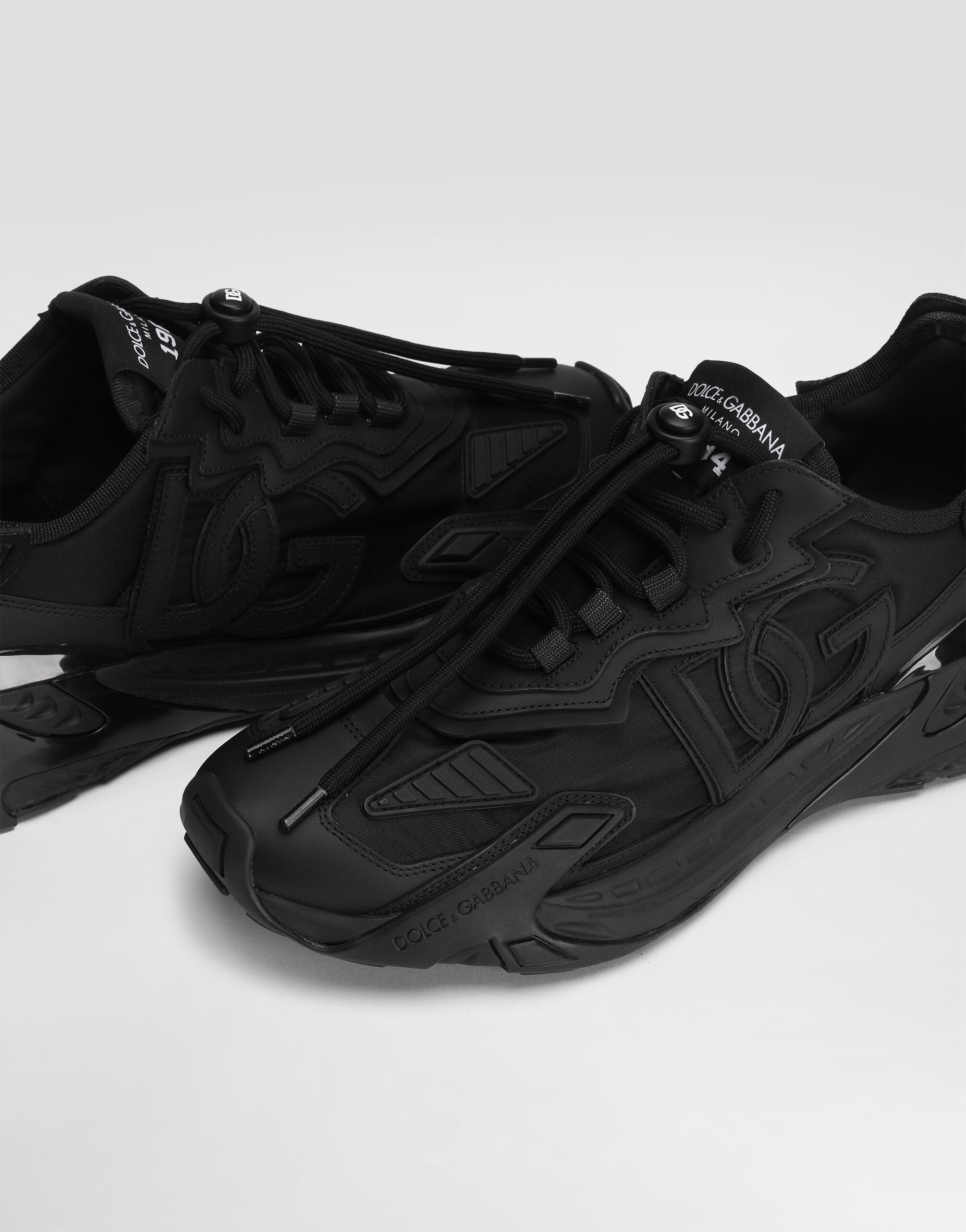 Мъжки маратонки Men’s sneakers Dolce & Gabbana Day Faster CS2355AG3638B956 Black close up view