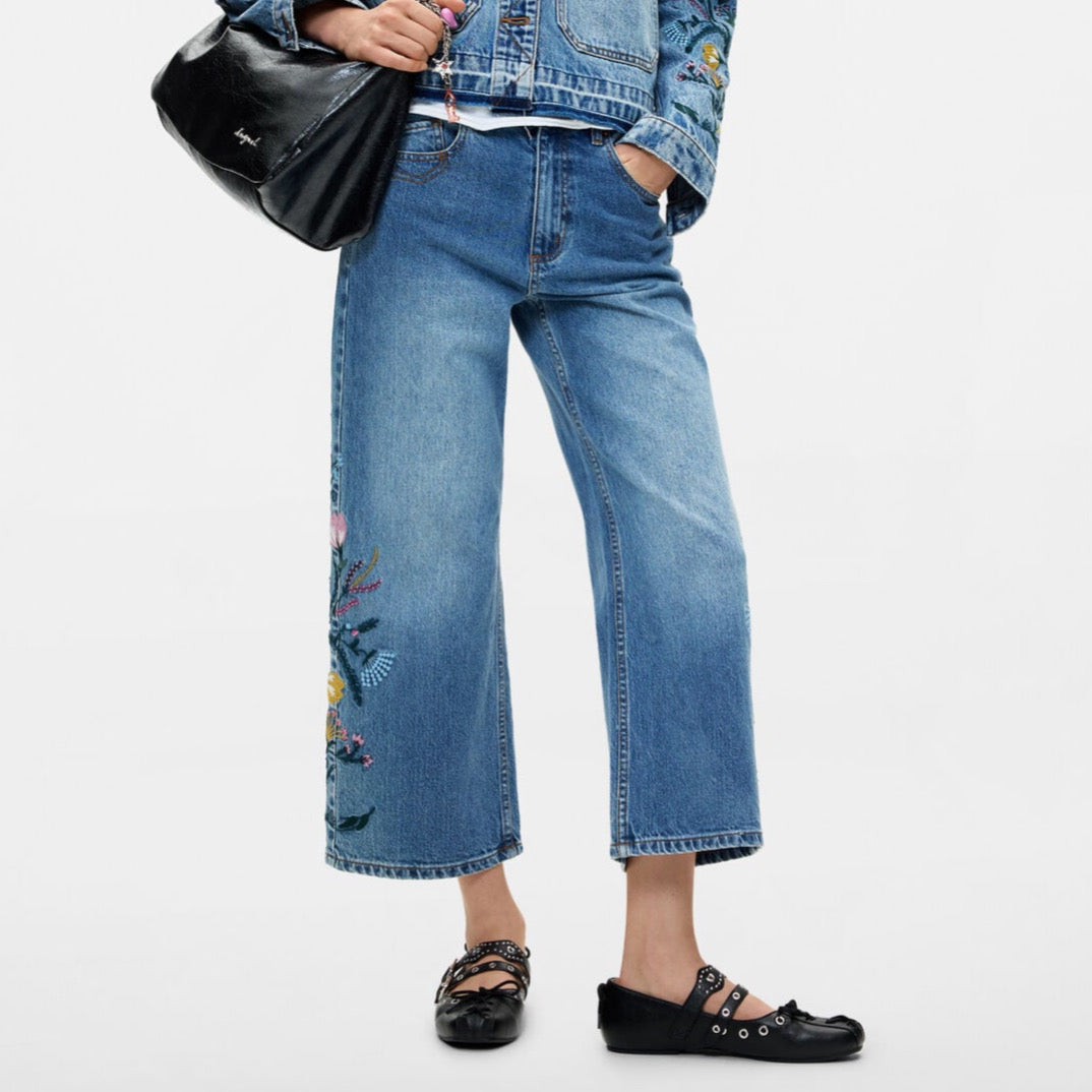 Дамски дънки Desigual women’s jeans 26WWDD16 5053 front view 