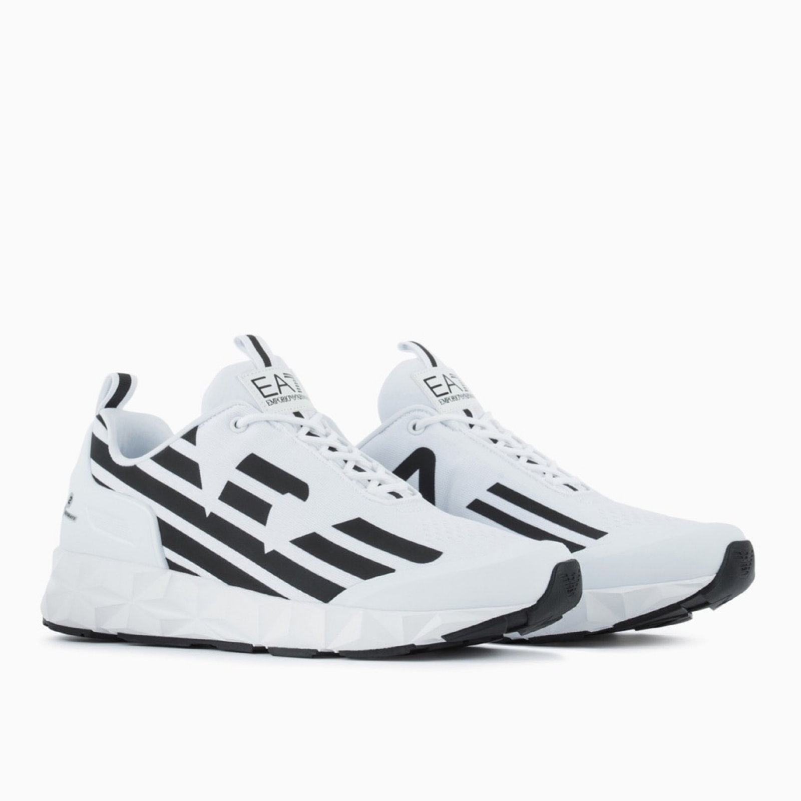 Дамски бели маратонки EA7 Emporio Armani Women Sneakers X8X217 XK433 Lateral View