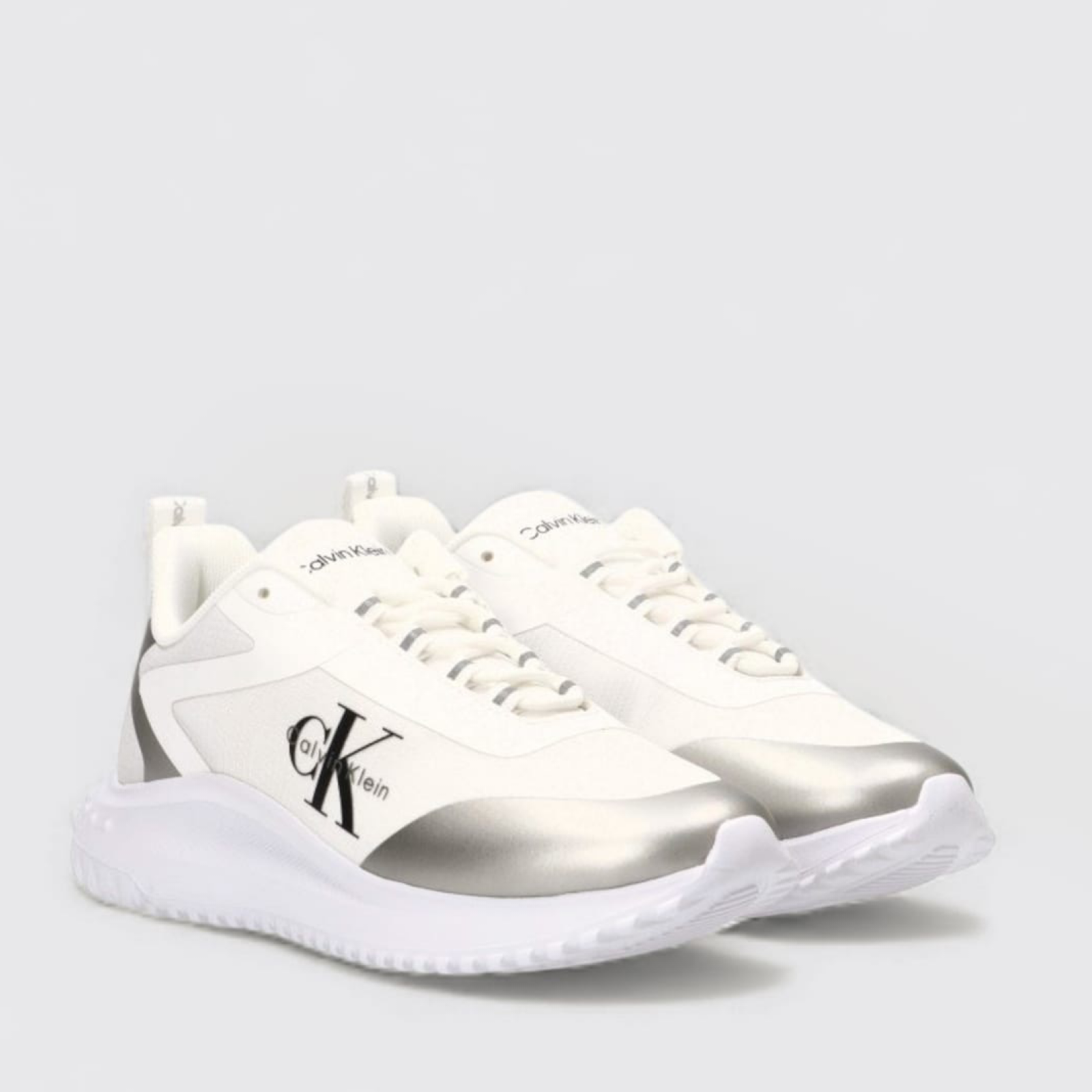Дамски маратонки Calvin Klein Jeans Women Sneakers YW0YW02080 01V Front View