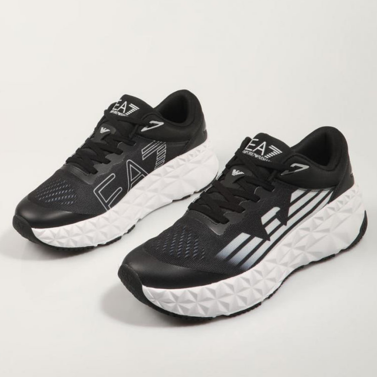 Мъжки маратонки EA7 Emporio Armani Men Sneakers X8X239 XK432 Top View