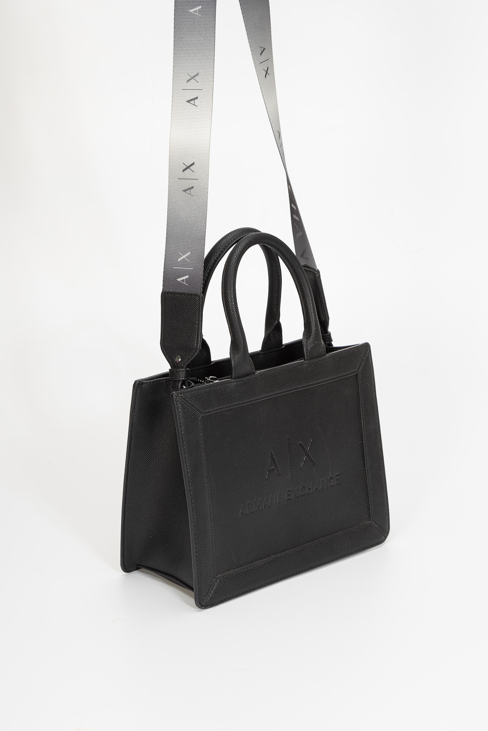 Дамска чанта в черно Women's medium tote bag Armani Exchange 942929 CC789 00020 Black