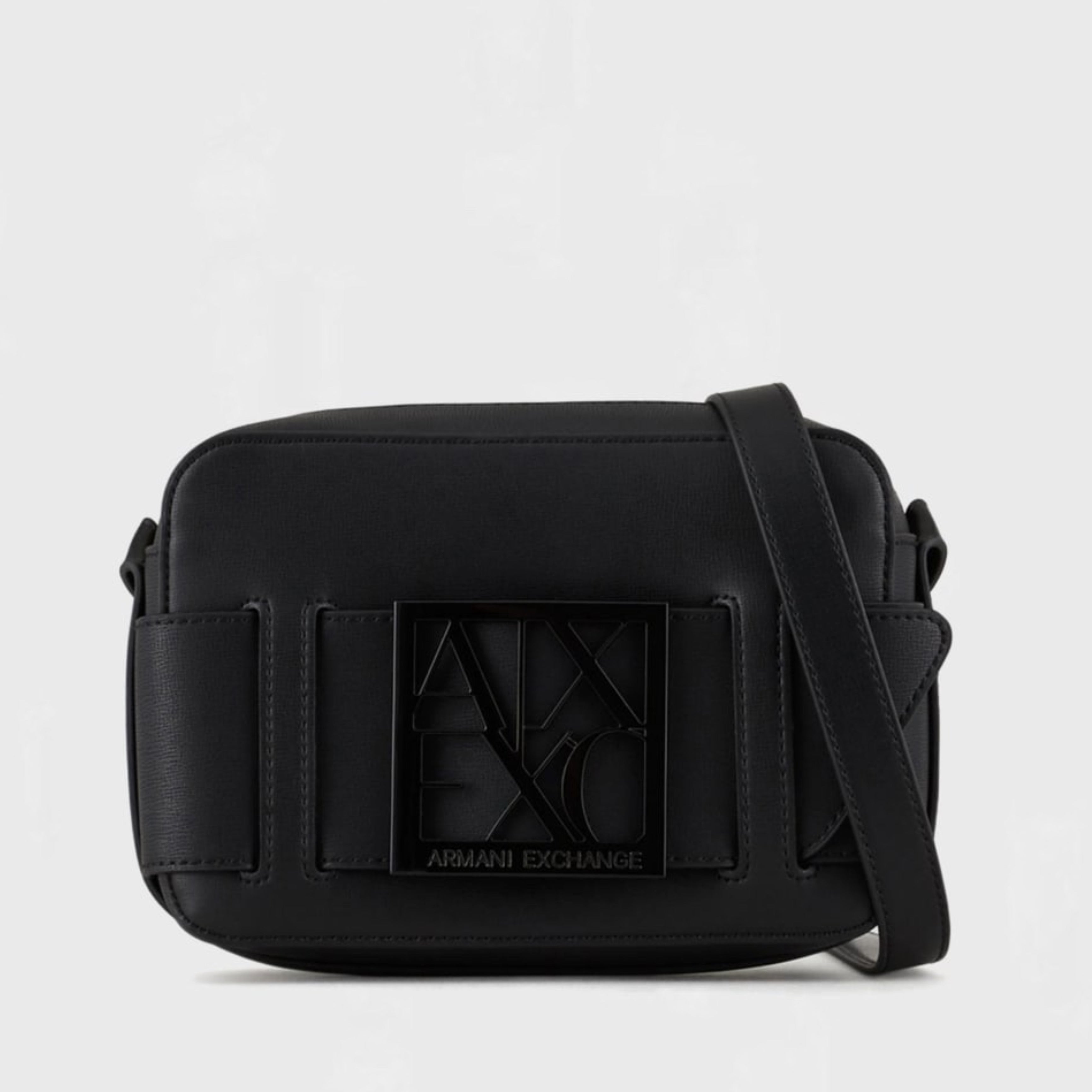 Дамска кросбоди чанта в черно Women’s crossbody bag Armani Exchange
942699 0A874 00020 Black