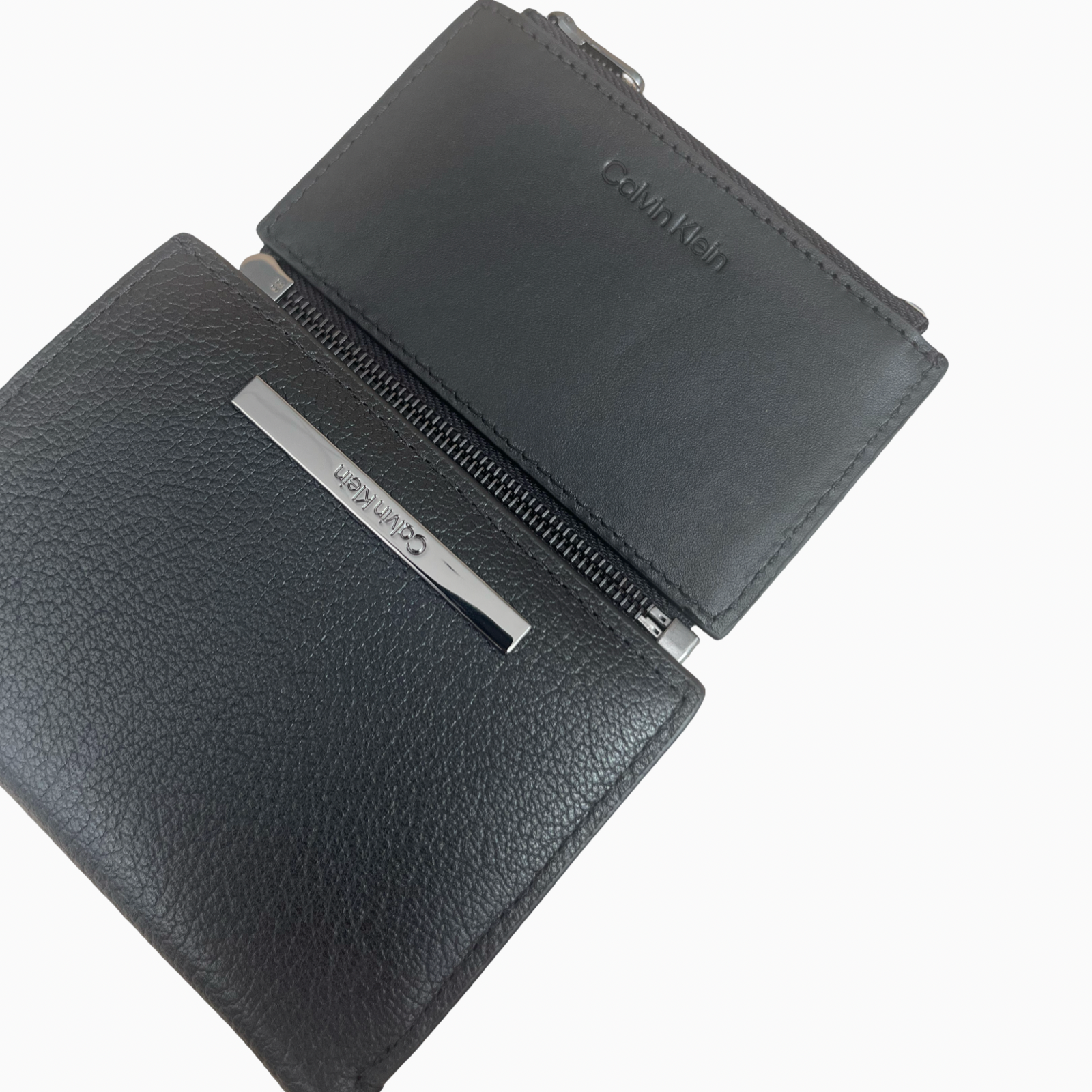 Мъжки портфейл Calvin Klein Men Wallet K50K510886 BAX Close-Up