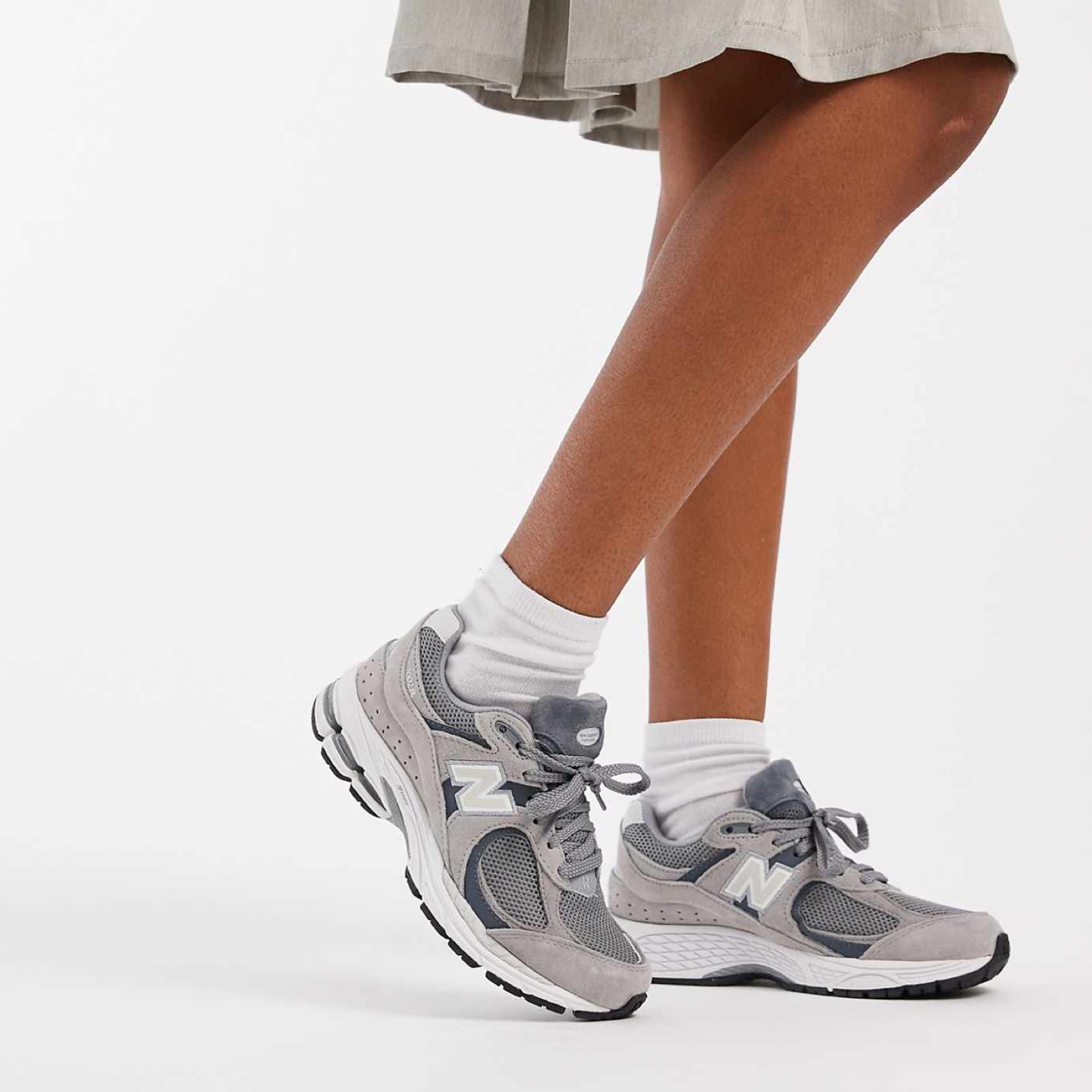 Дамски маратонки New Balance GC2002ST Women Sneakers Model View