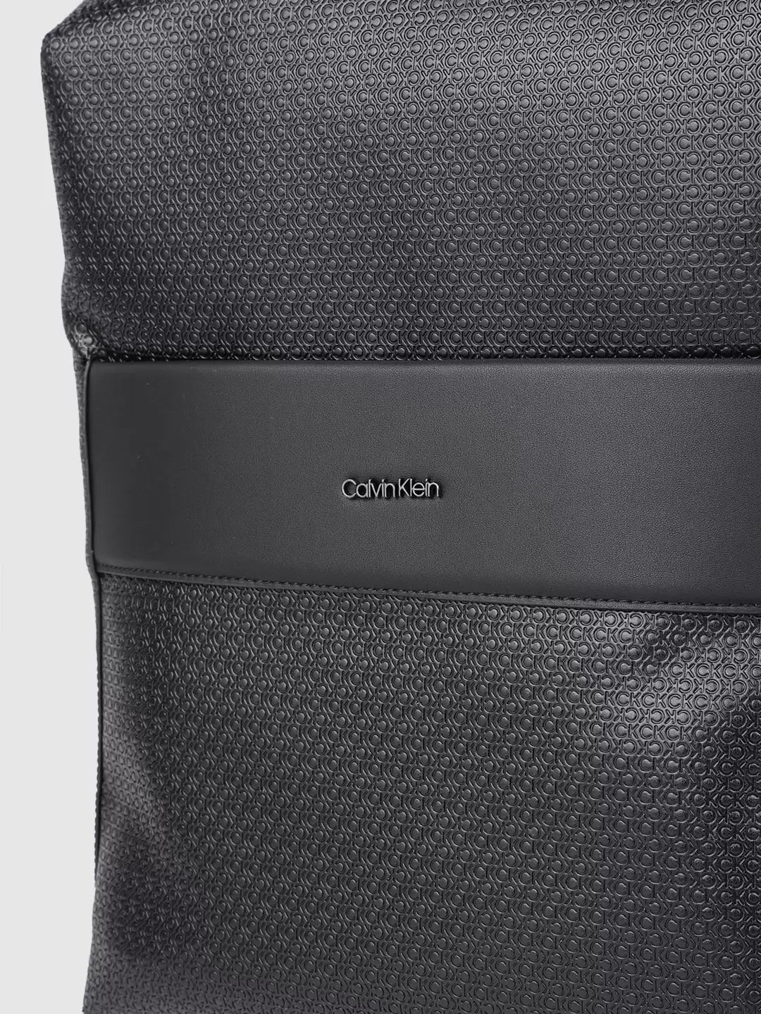 Мъжка раница Men’s rucksack Calvin Klein
K50K510802 Black logo view