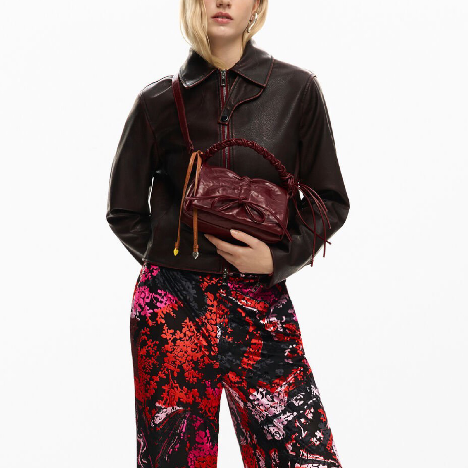 Дамска чанта Desigual Women Handbag 26SAXP91 3032U Hand View