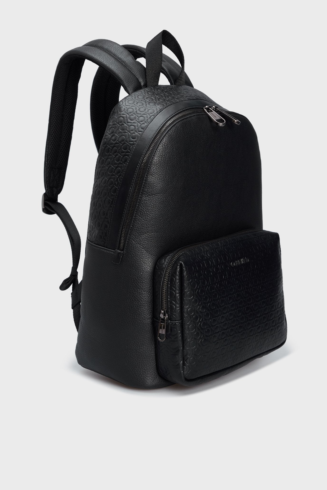 Мъжка раница Men’s rucksack Calvin Klein
K50K510514 Black angled view