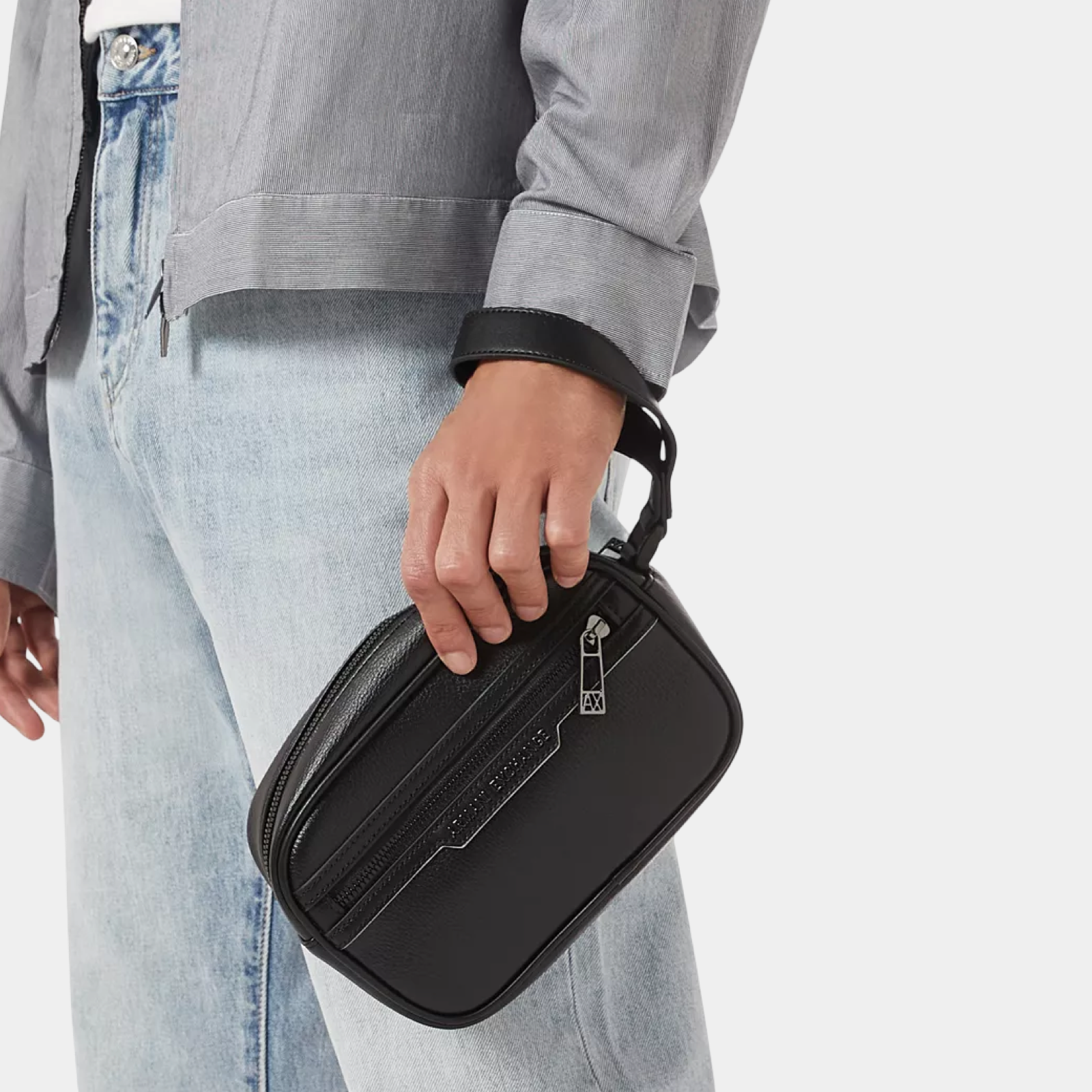 Мъжка клъч чанта Armani Exchange Men Clutch Bag XM002000 AF17205 Hand View